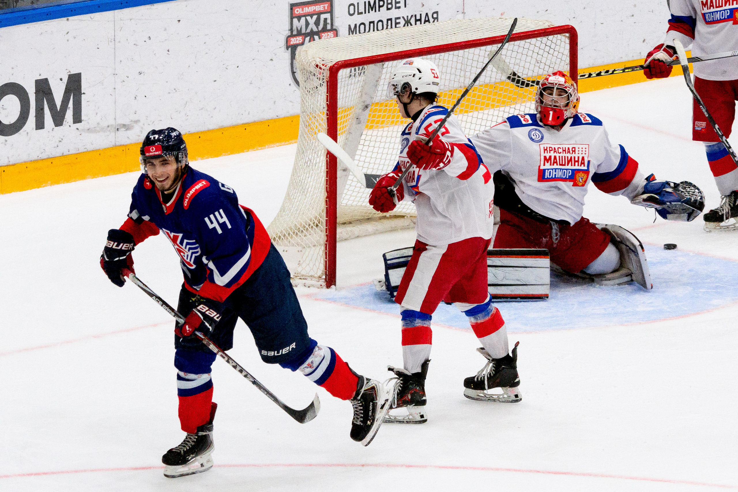 🏒 Крылья Советов — Красная Машина Юниор 28.11.2025. Фотограф Александр Махоткин