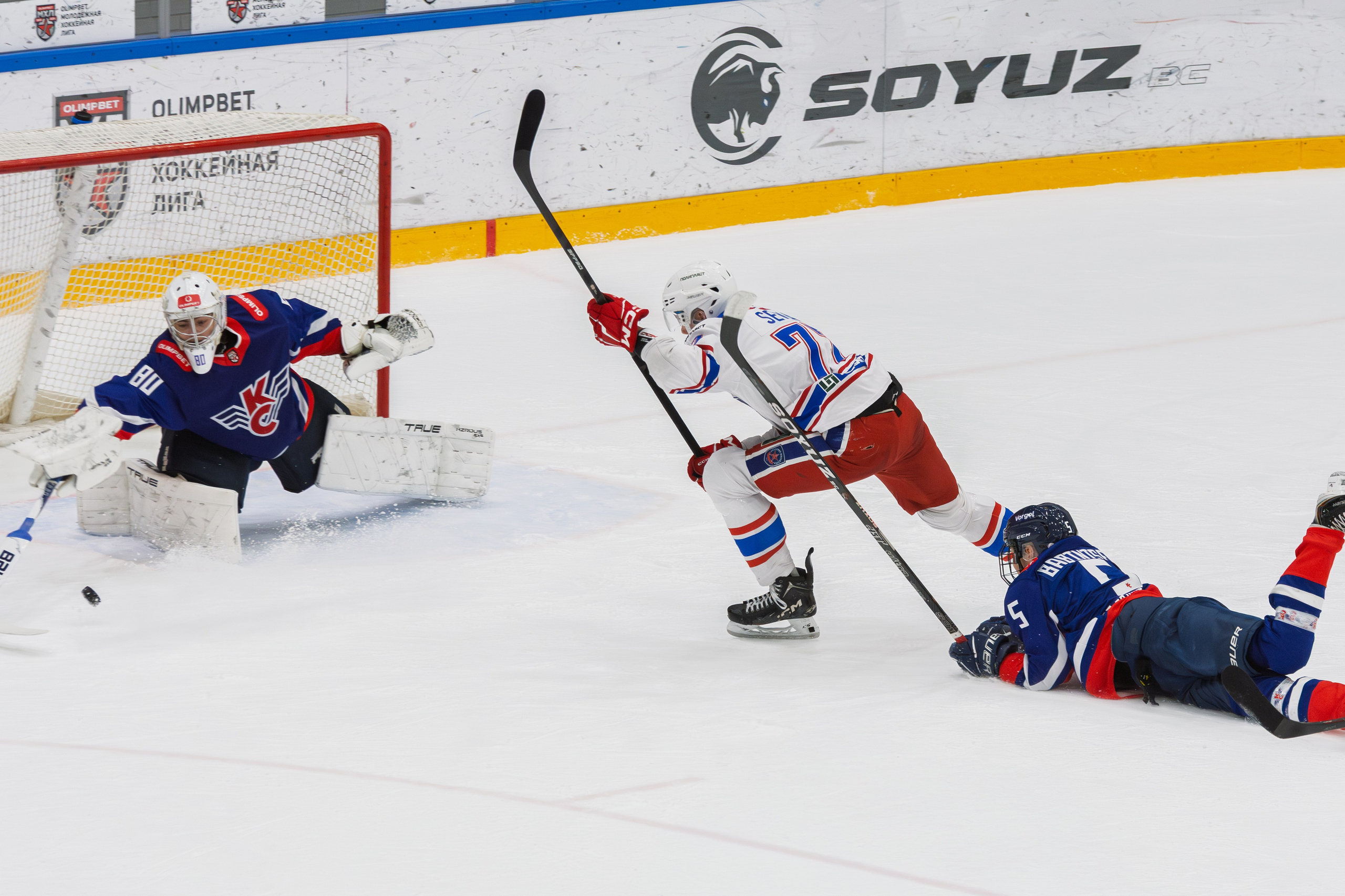 🏒 Крылья Советов — Академия Михайлова 28.12.2025. Фотограф Александр Махоткин