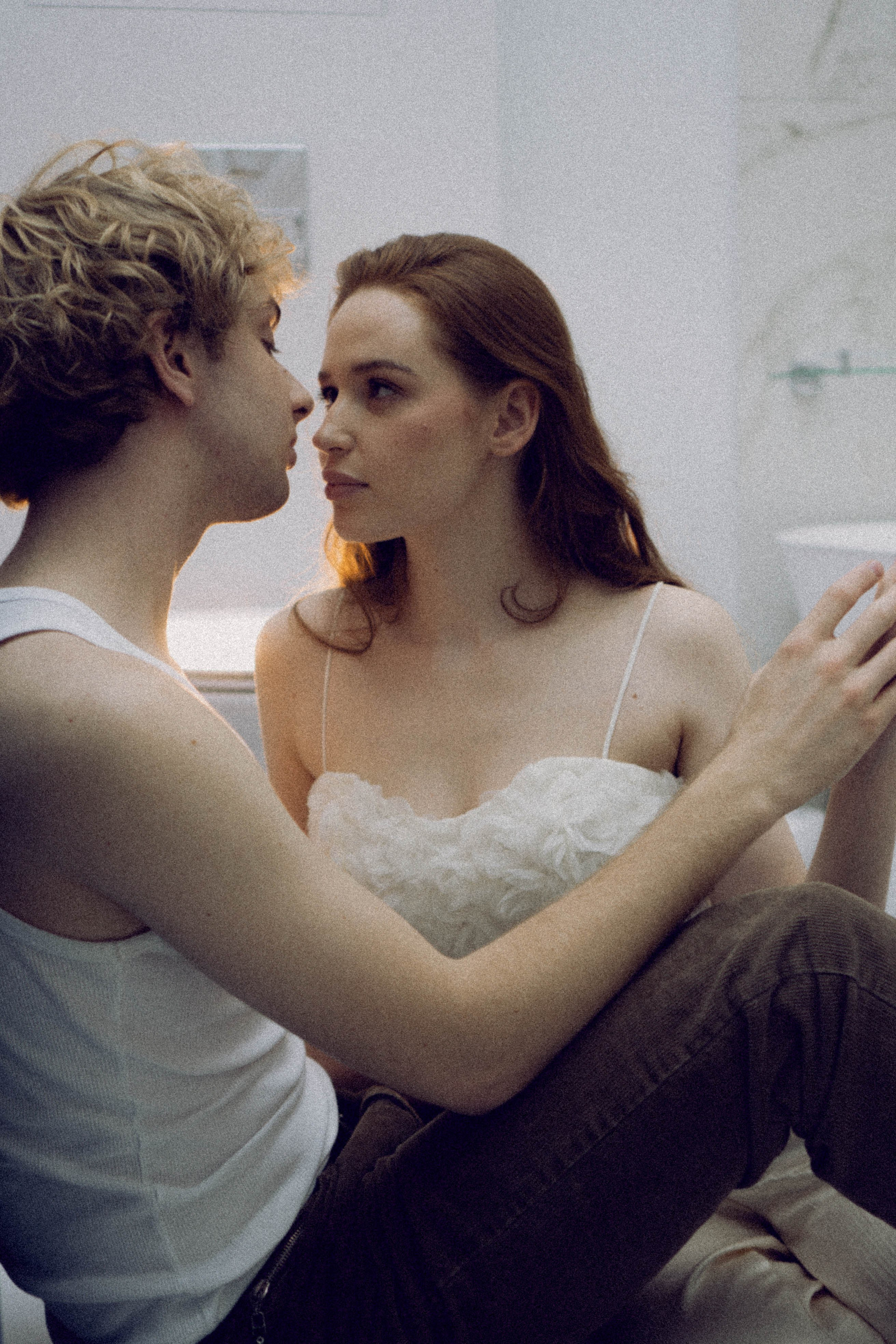 СВАДЕБНАЯ СЬЕМКА В ОТЕЛЕ. СБОРЫ ЖЕНИХА И НЕВЕСТЫ И ТАКЖЕ ТОР И ПОДГОТОВКА К ПРОГУЛКЕ. Профессиональный фотограф, Санкт-Петербург — Виктория Богомолова