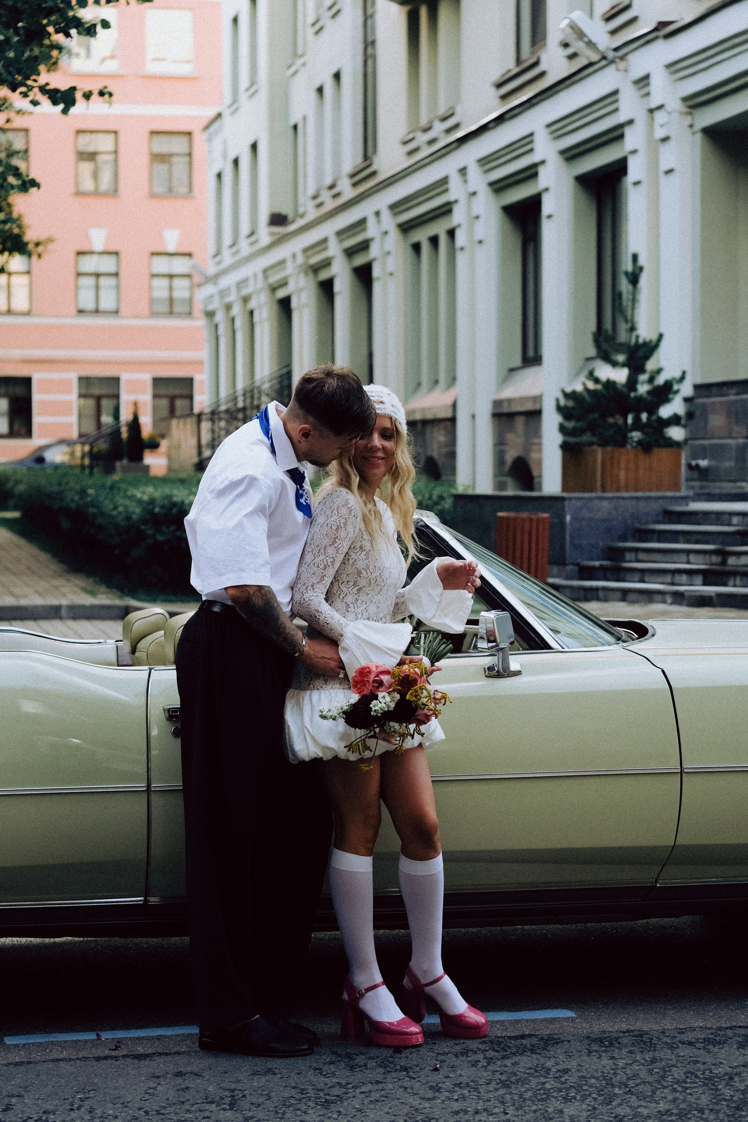СВАДЕБНАЯ СЬЕМКА С КАБРИОЛЕТОМ В САНТК-ПЕТЕРБУРГЕ НА ПЕТРОГРАДКЕ В ОТЕЛЕ ПАНОРАМИКА. Профессиональный фотограф, Санкт-Петербург — Виктория Богомолова