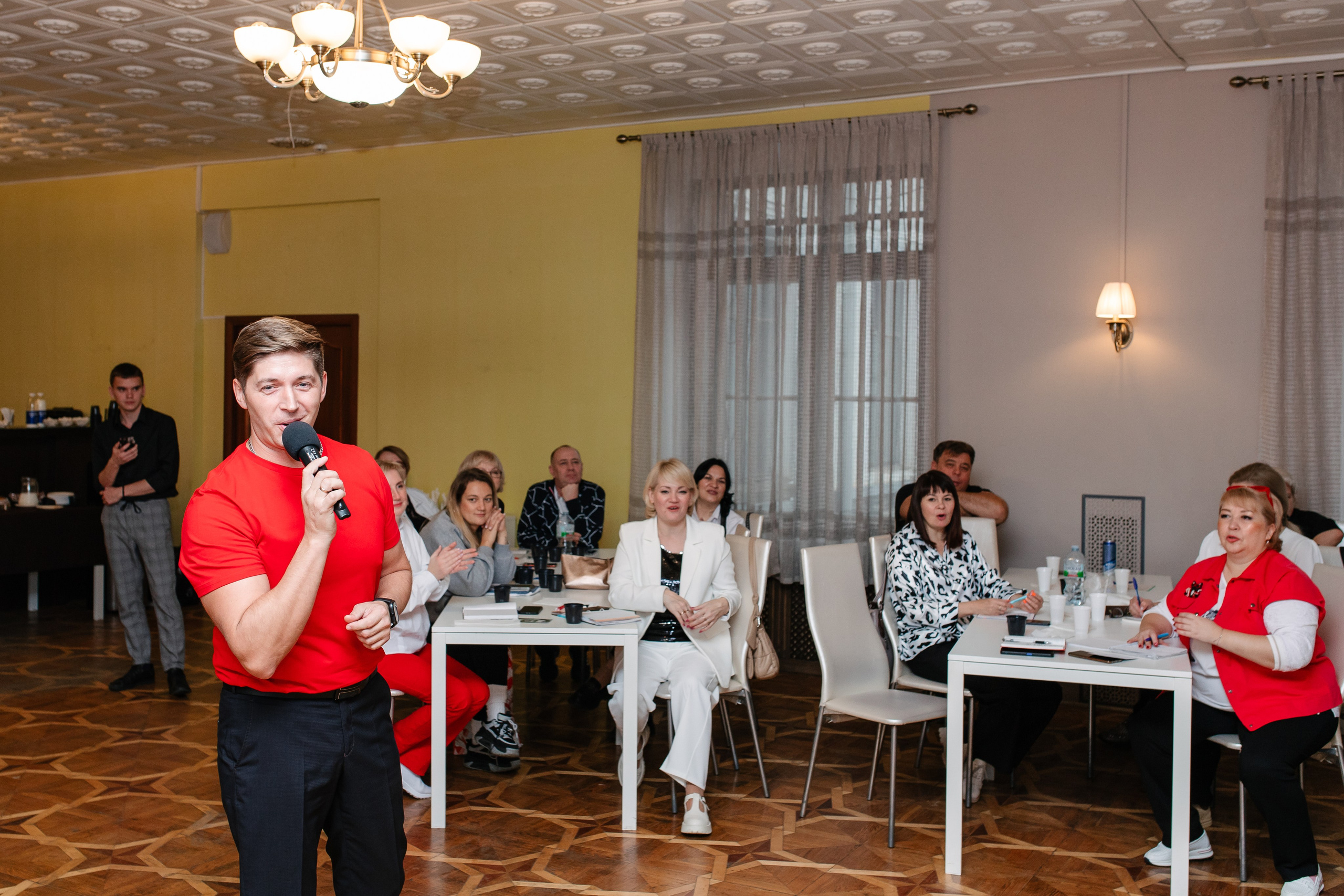 Мастер-класс для банкетных ведущих. Октябрь 2024. Фотограф Пермь. Свадьбы. Семья и дети, школа, д. сад. Фотокниги