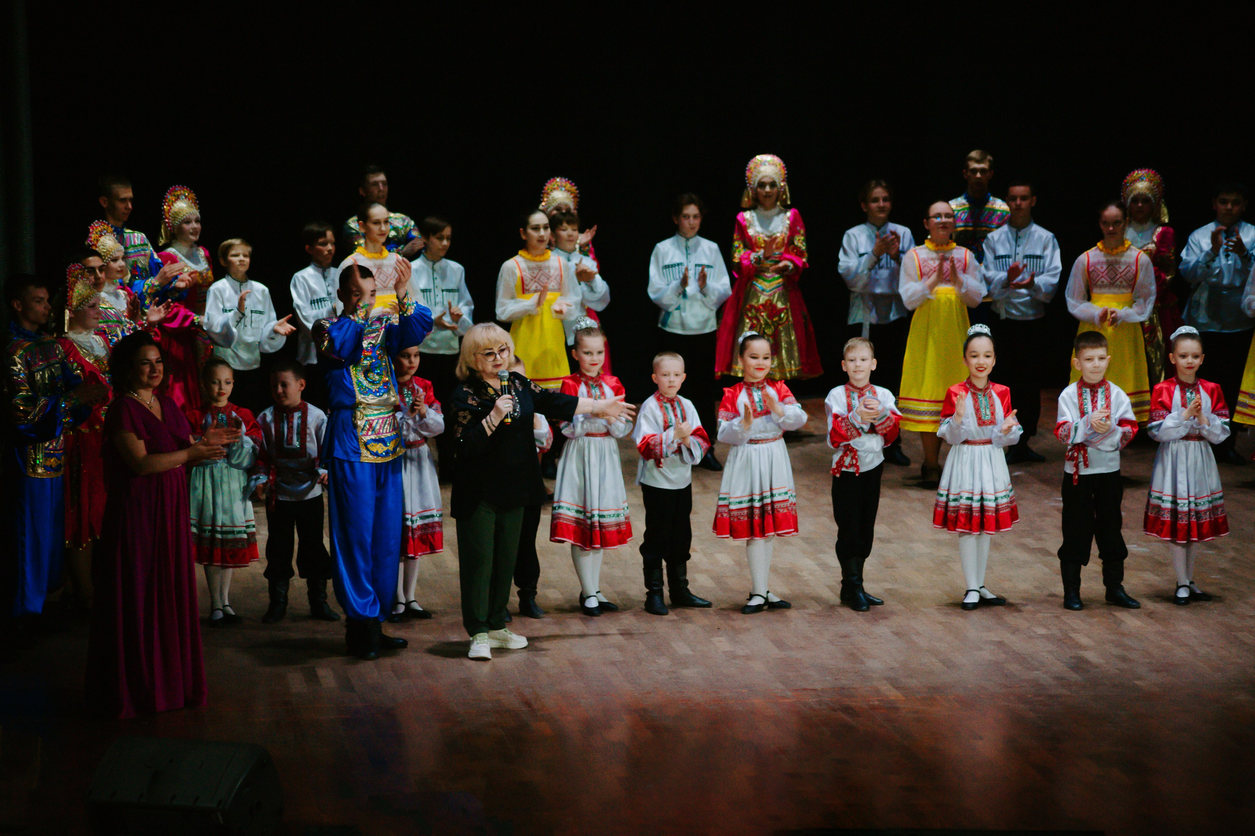 «Уральский сувенир». Концерт танцевальной студии. Фотограф в Челябинске Ополихина Анна