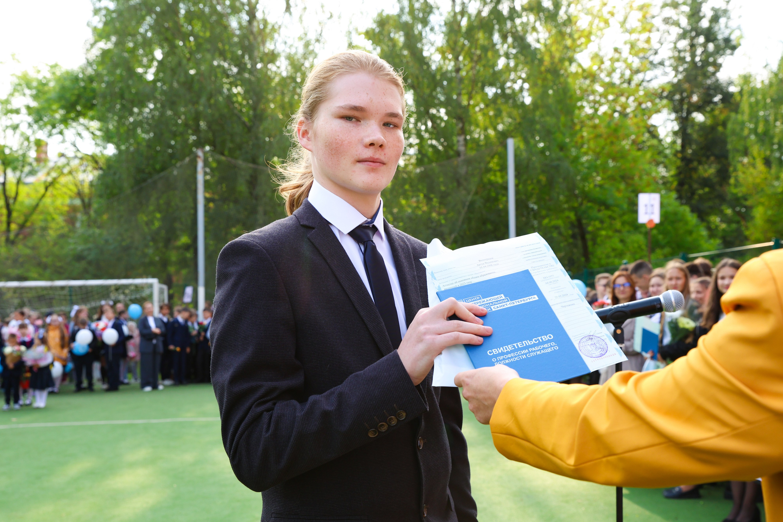 1 сентября в школе № 500. Фотограф Дарья Попова