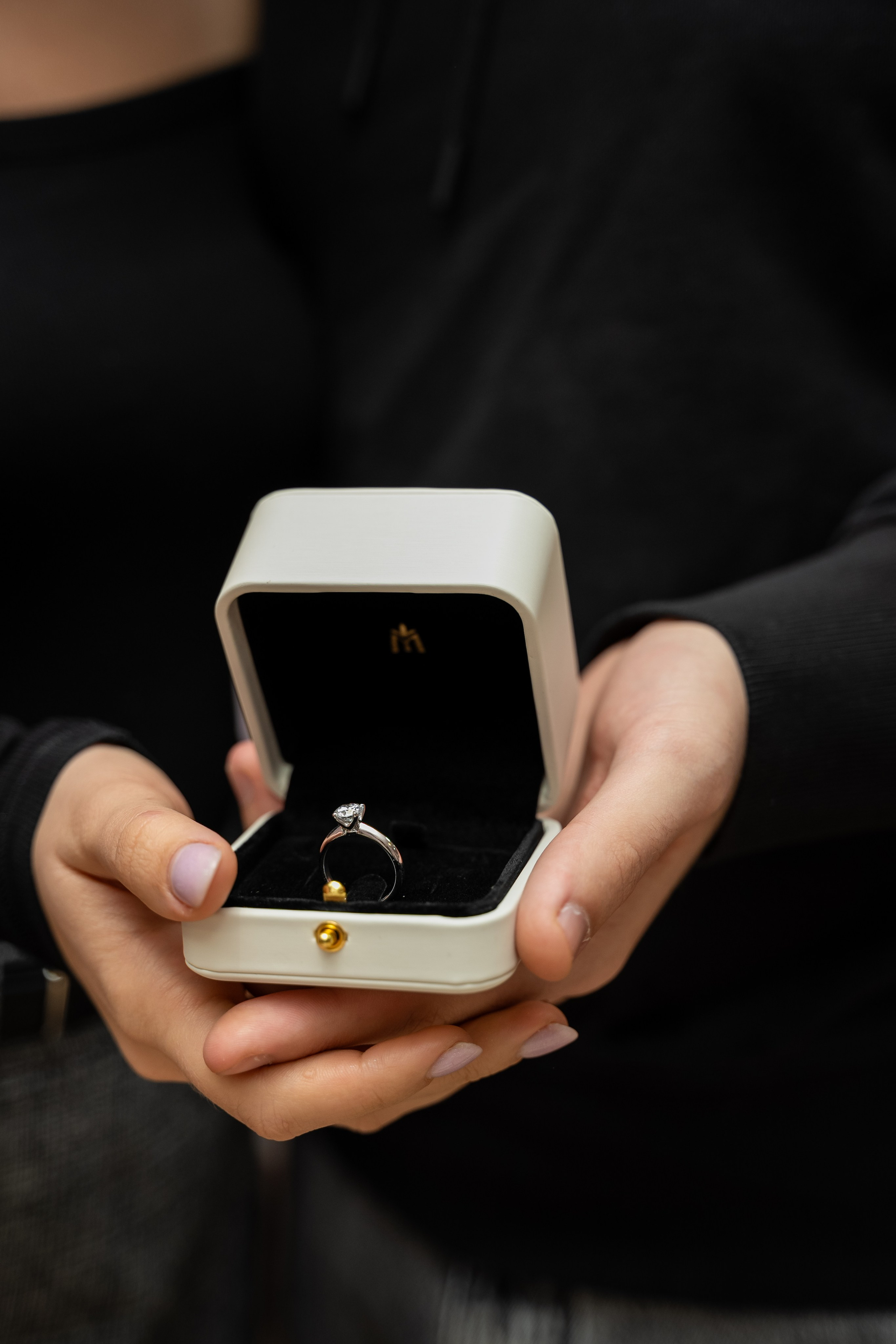 Предложение руки и сердца. Главная