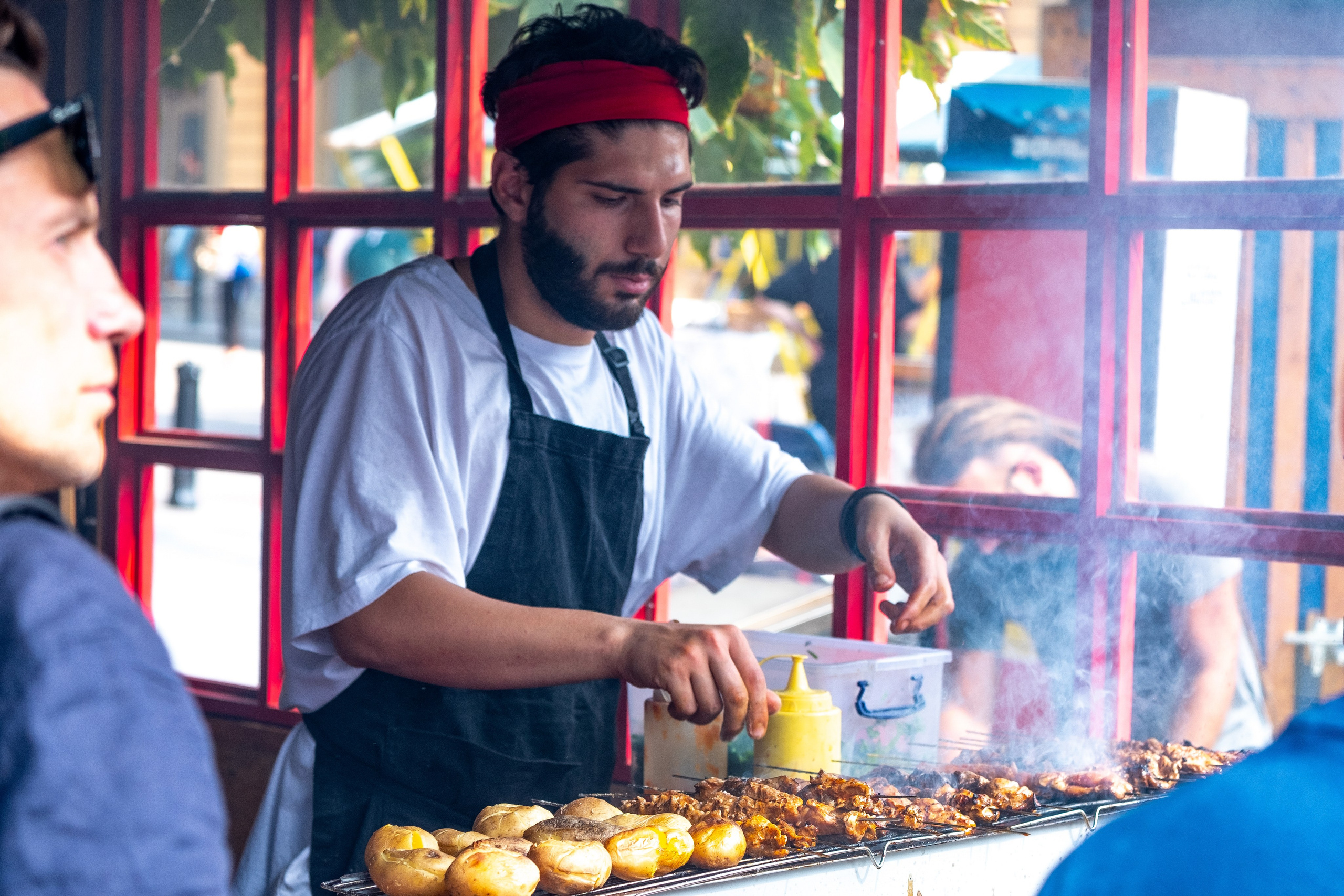 ТБИЛИСИ. ПОБУДЬ ЗДЕСЬ И ЦЕЛЕЕ БУДЕТ ЭТОТ МИР