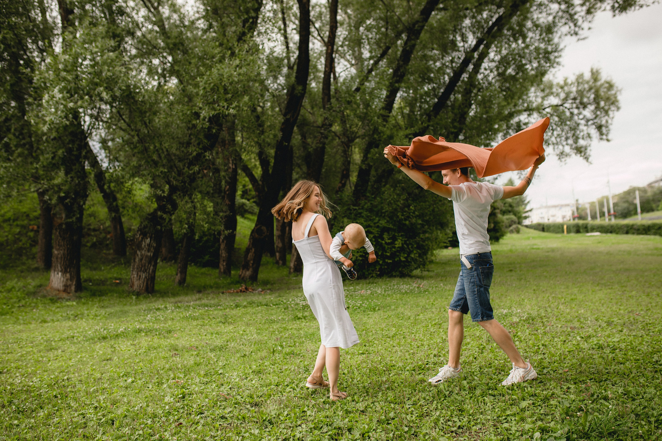 Денис, Настя и Андрюша. Главная