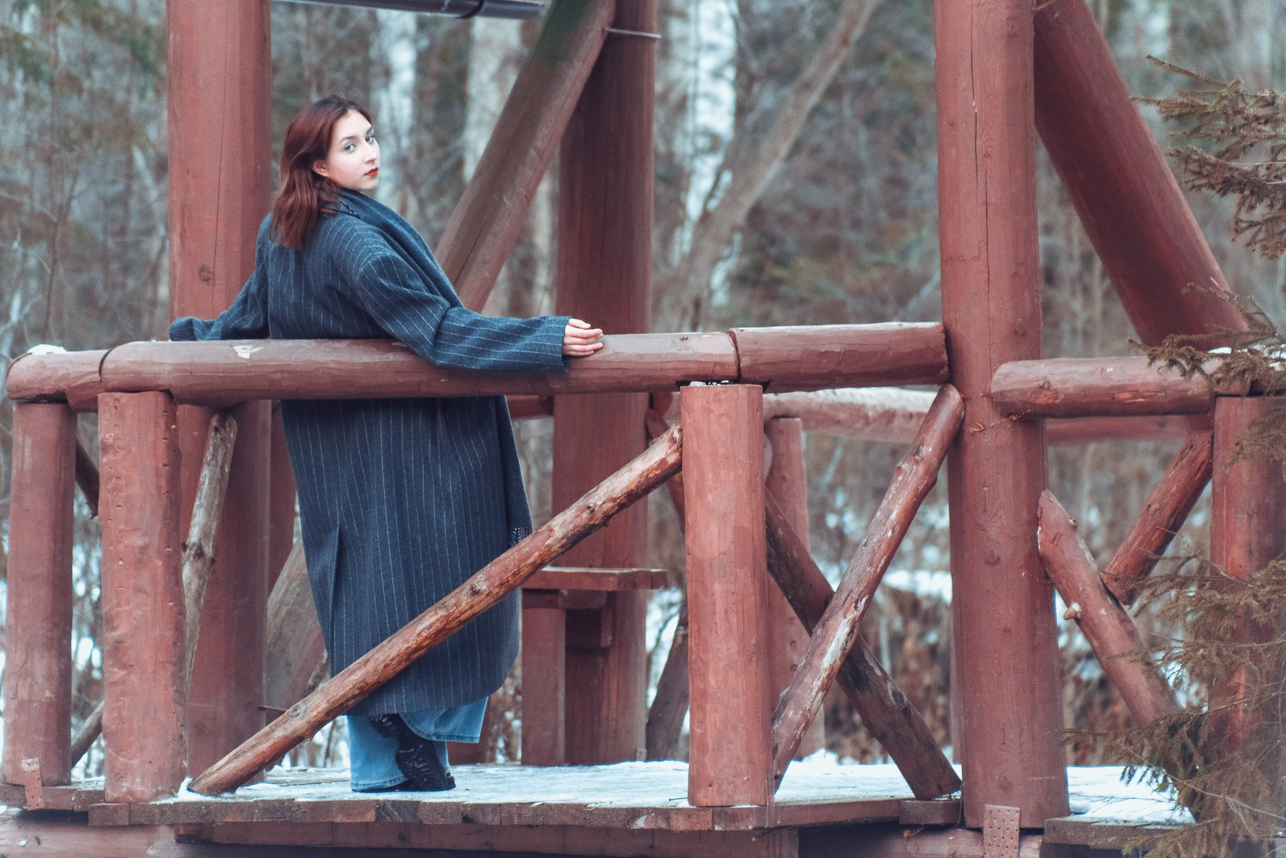 Ксюша в лесу. Фотограф Пермь. Фотосессия в фотостудии Перми и на свежем воздухе