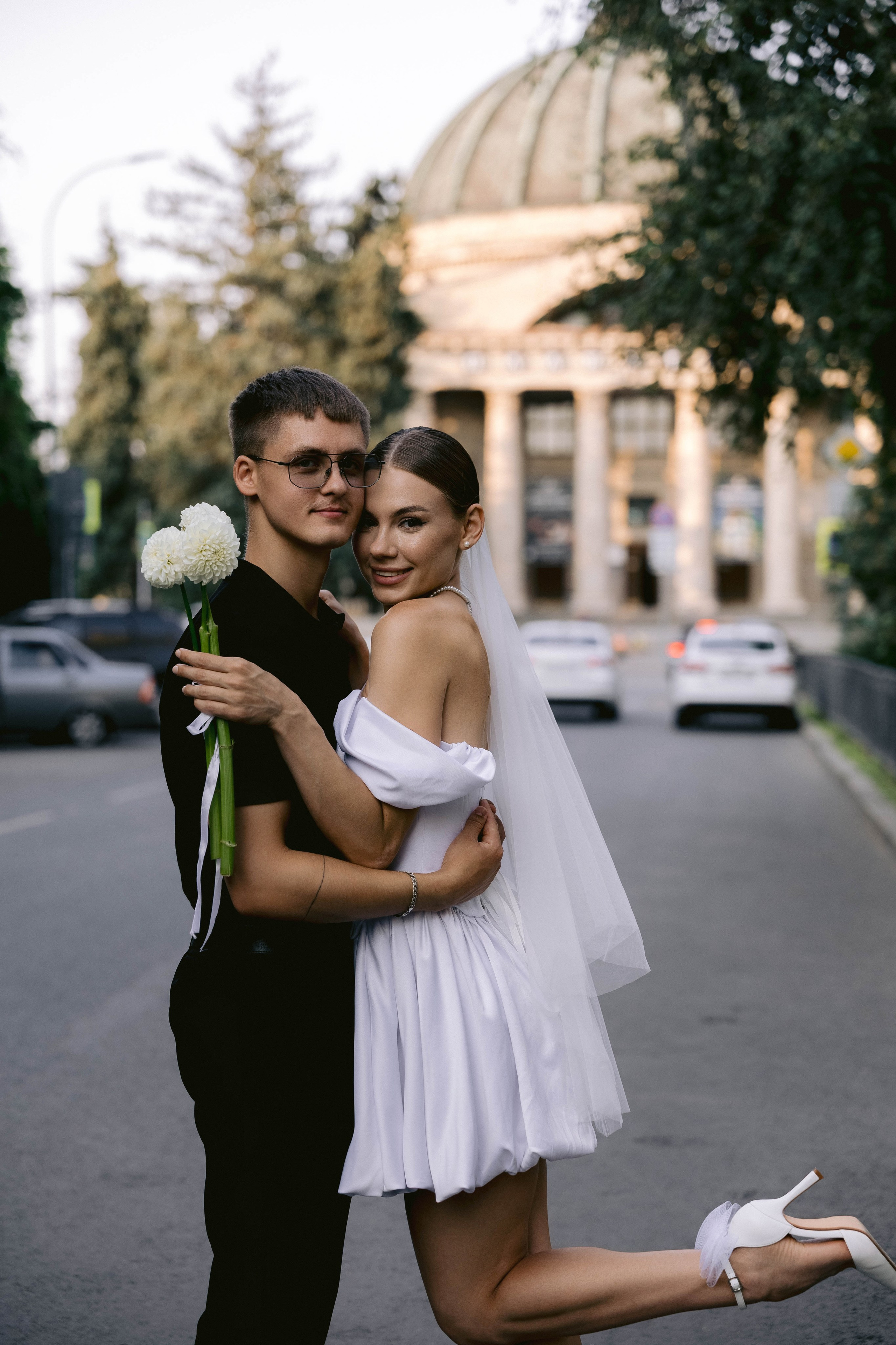 Татьяна, Вячеслав (Прогулка после ЗАГСа). Фотограф в Волгограде Кристина Прохоренко