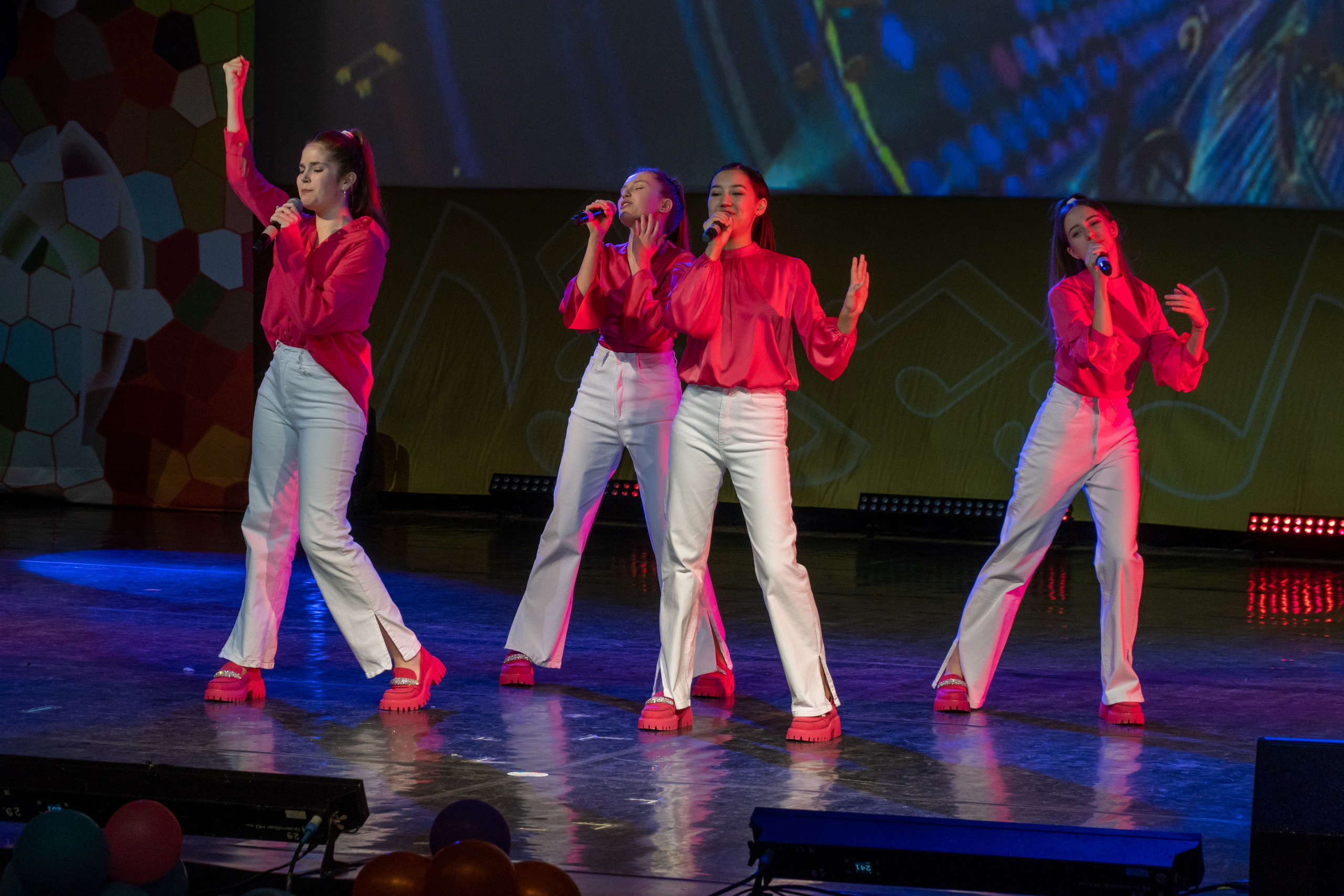 Съёмка концерта для Домисольки, большой концертный зал Космос. «Студия DRONAVT`s» — видеосъёмка и фотография г. Москва