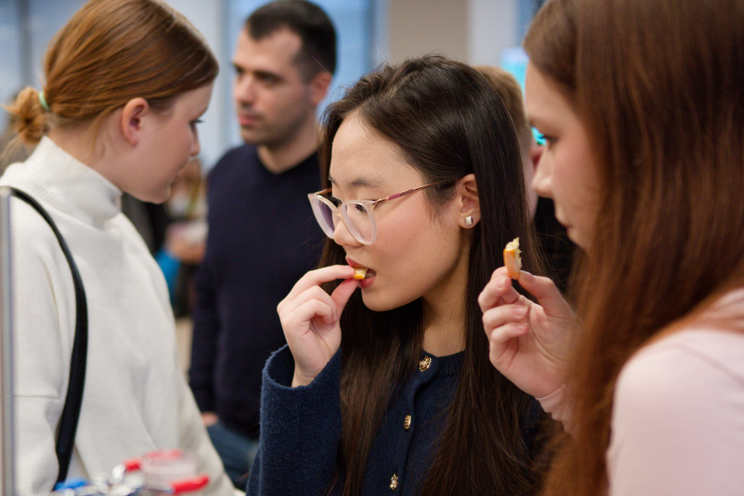 (Ал)Химический бар. Кутузов Евгений Фотограф в Южно-Сахалинске