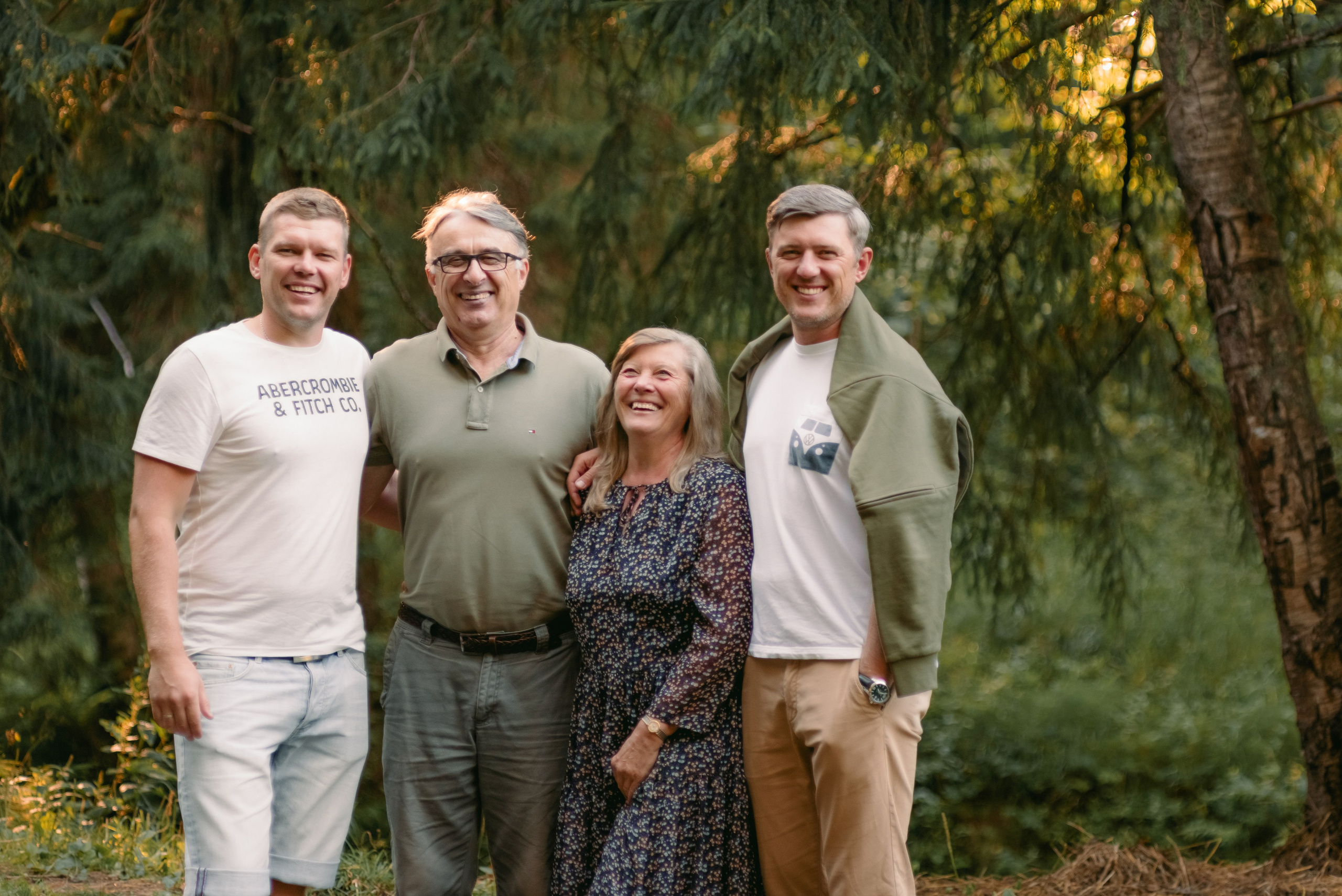 Семейная фотосессия на природе. Фотограф Юлия Кондратьева