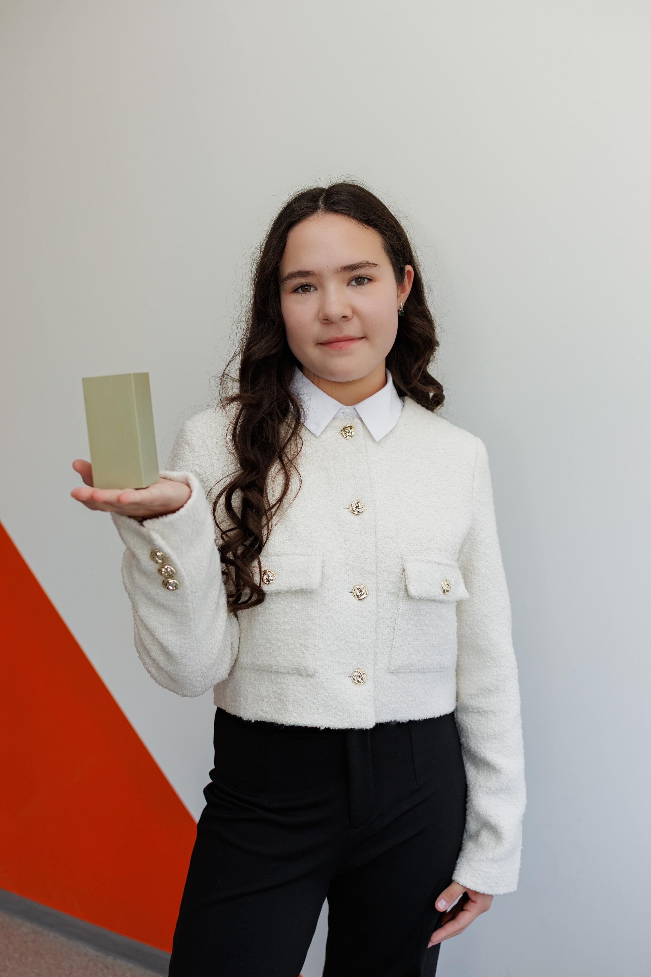 Позы для школьной фотосессии. Фотограф Медногорск Кувандык Оксана Шерехода свадебные, семейные, индивидуальные, школьные фотосессии. Печать фотоальбомов