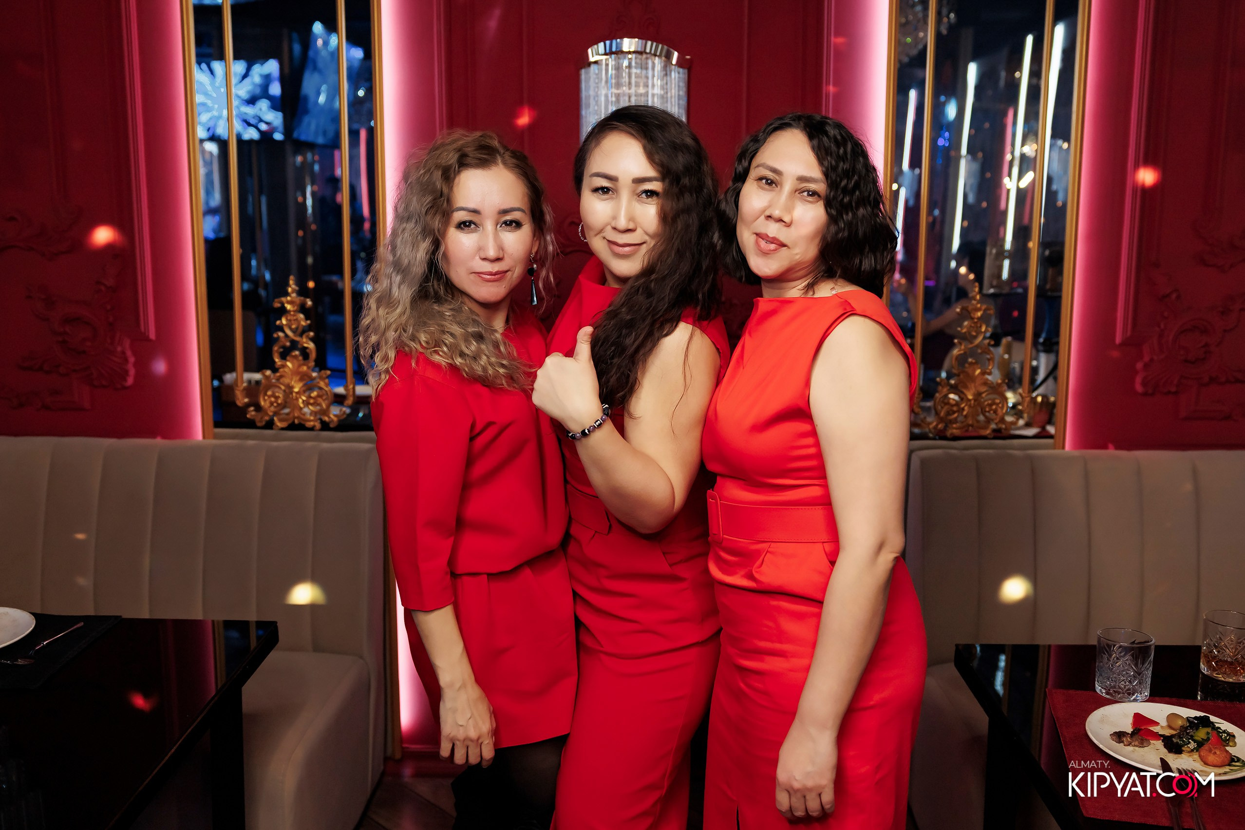 ЗАЯ, НА БИС. КИПЯТКОМ АЛМАТЫ! Фотосъемка мероприятий в Алматы