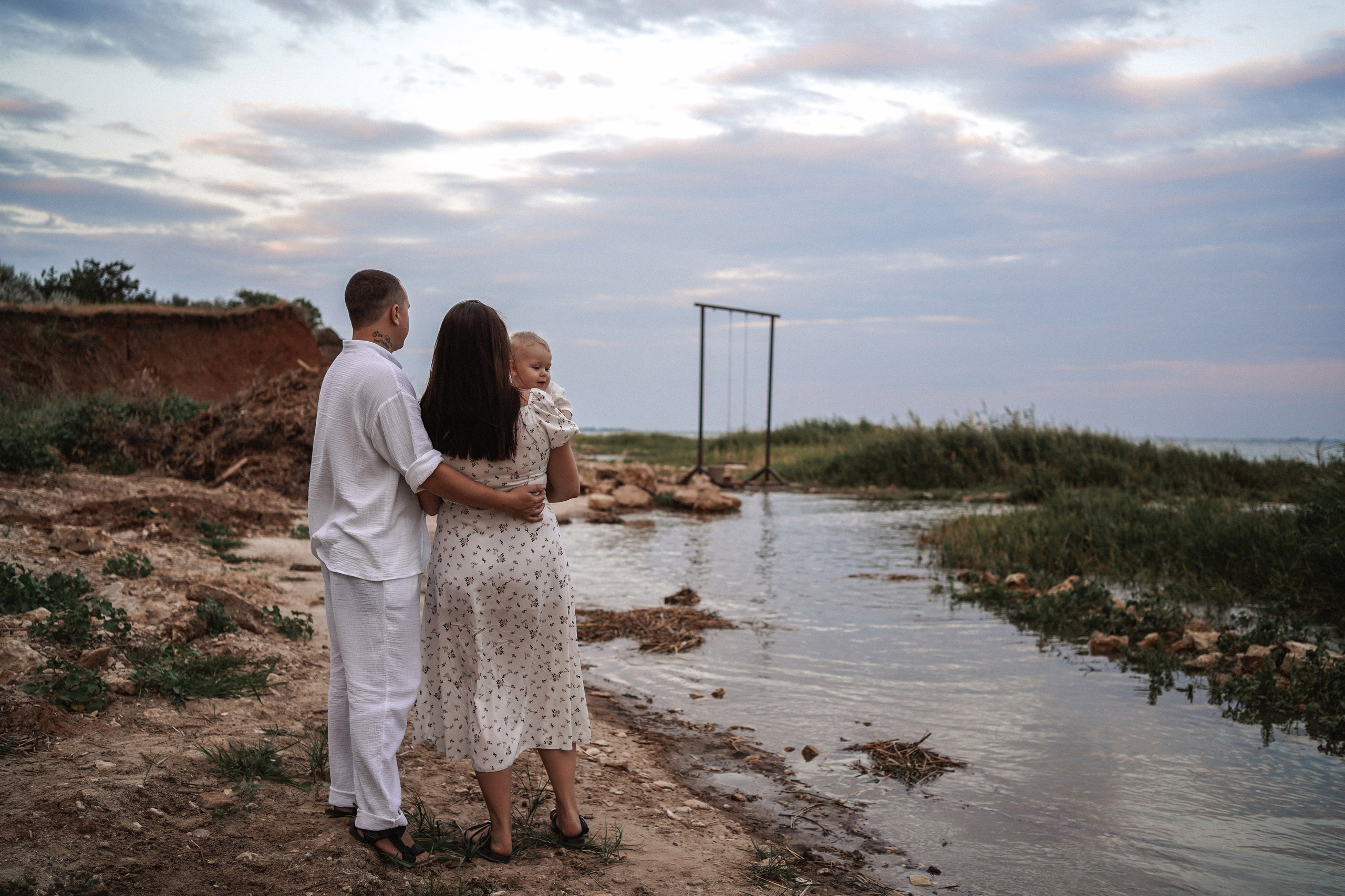 Семейный фотограф в Ростове-на-Дону и Батайске. Фотосессия на Маяке в Мержаново. Свадебный фотограф в Ростове-на-Дону. Таинство Крещения и Венчания, семейные фотосессии. Алёна Чёботова