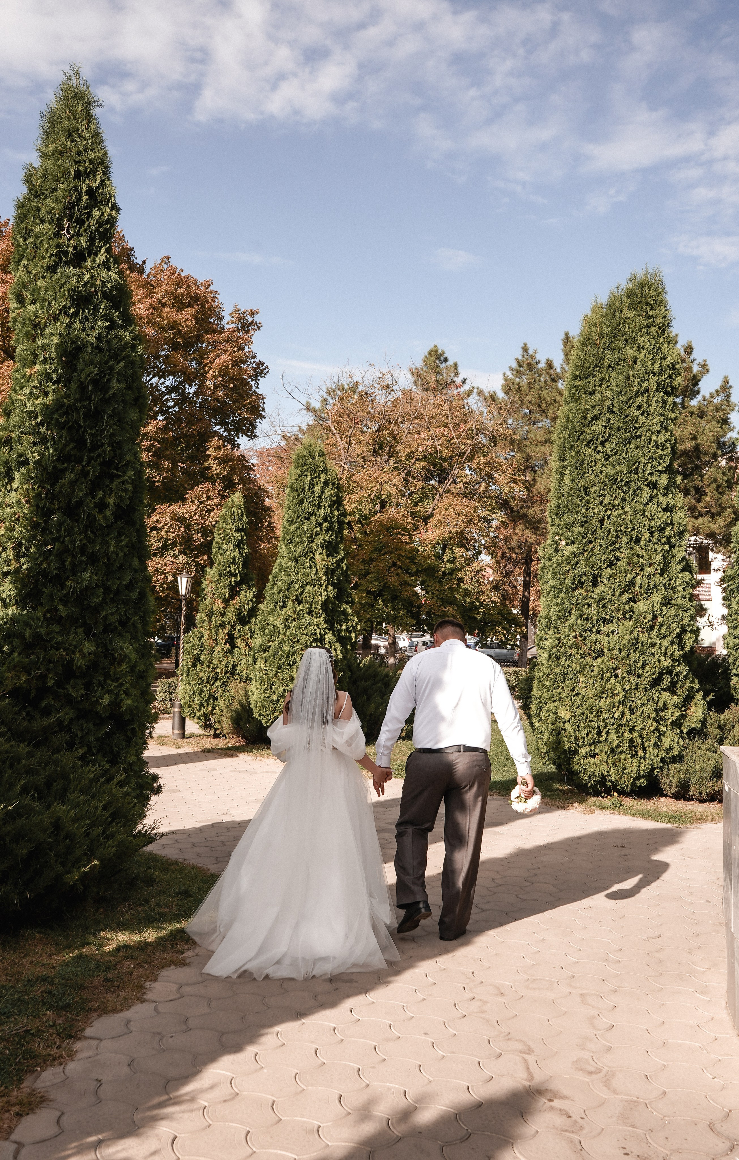 Свадебная фотосессия в Новочеркасске. Александровский парк и Вознесенский войсковой всеказачий собор. Андрей и Елена. Свадебный фотограф в Ростове-на-Дону. Таинство Крещения и Венчания, семейные фотосессии. Алёна Чёботова