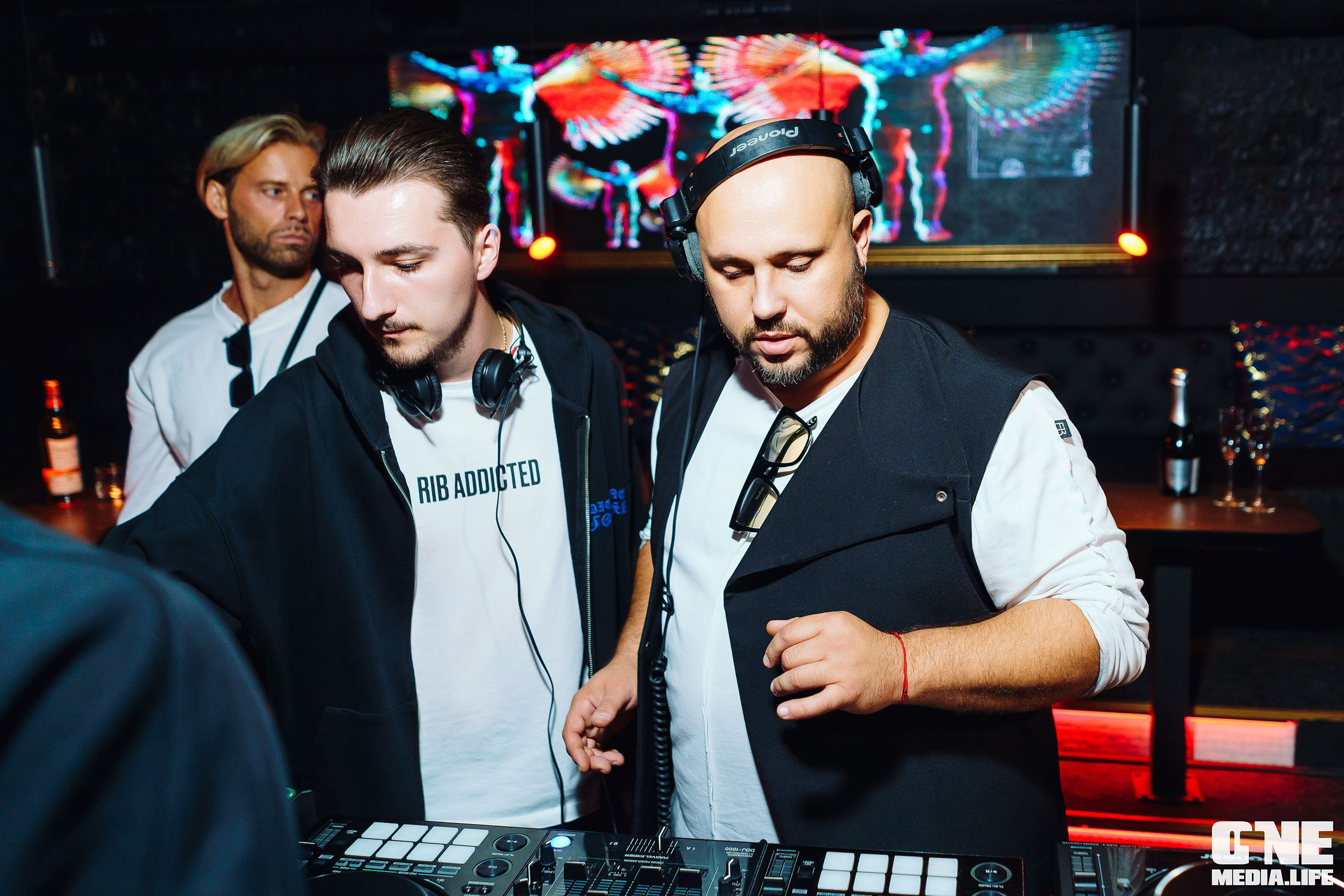 Фоторепортаж из Secret bar. One Media Life: фоторепортажи, фотоотчеты с мероприятий и заведений