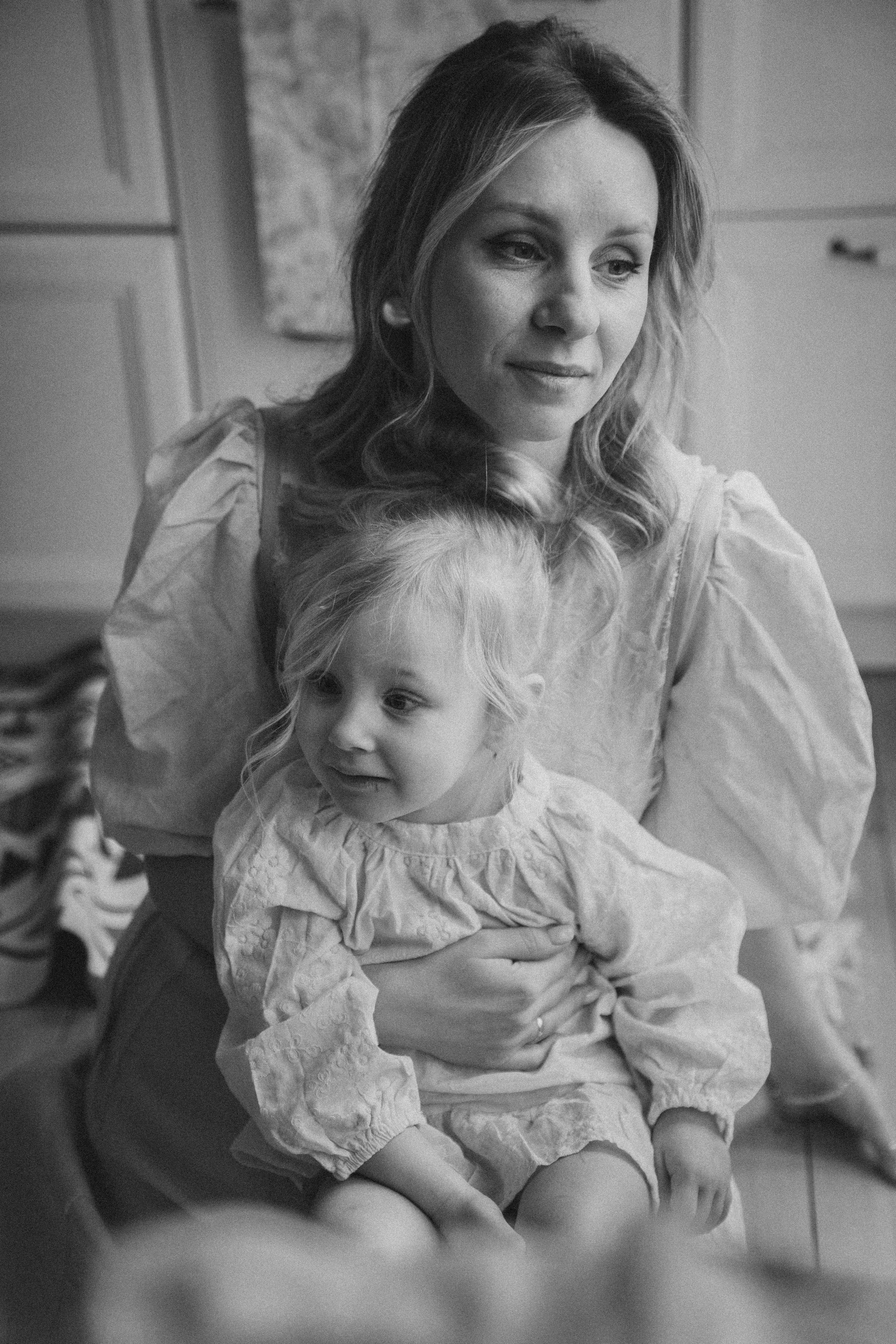 Лея и Ксения в фотодаче Ландыши. Семейный и детский фотограф в Сергиев Посаде, Хотьково Якимчук Любовь