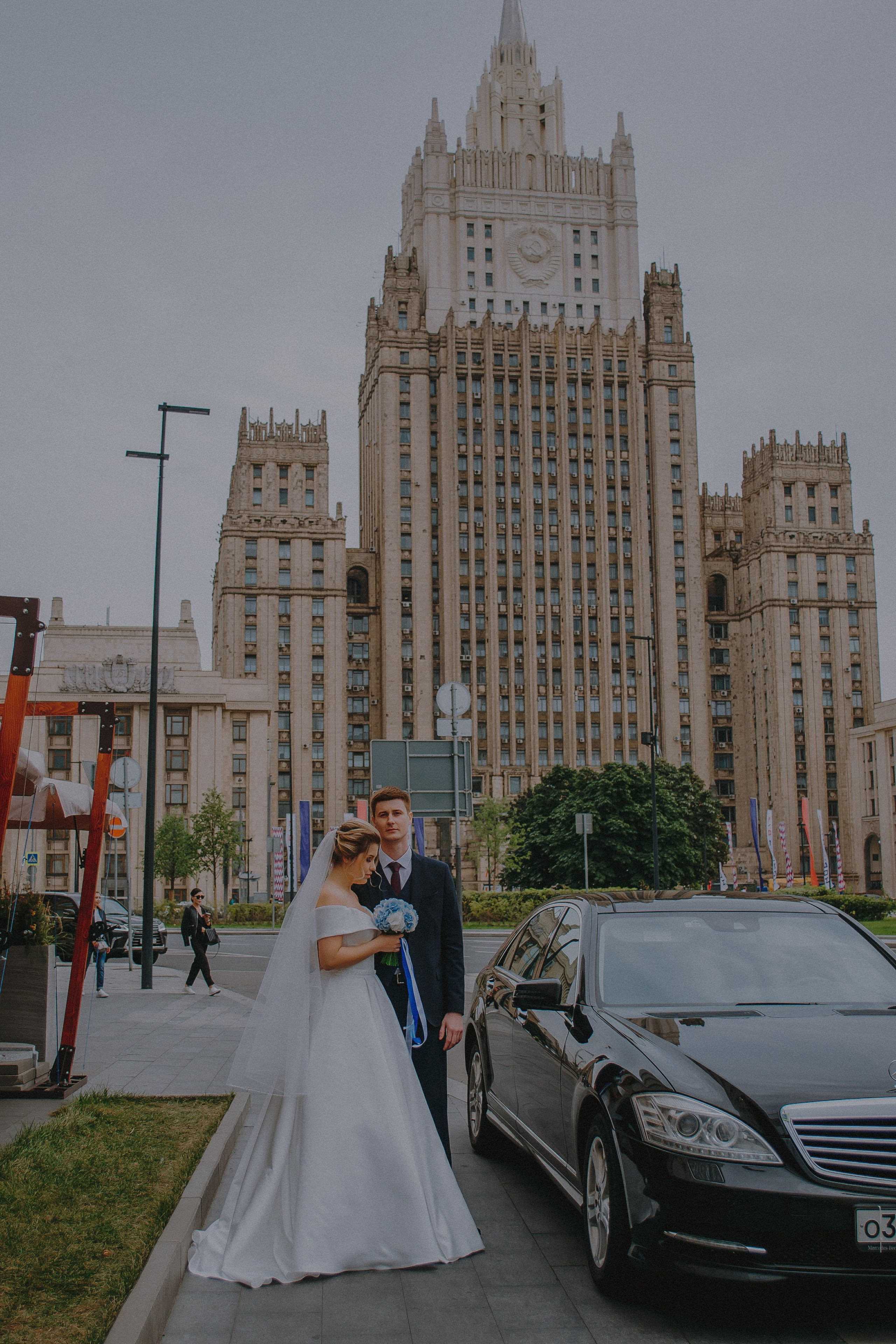 Love.txt: В плену прикосновений. Свадебный и семейный фотограф в Москве Сажина Кристина КиМ. Свадебный оператор в Москве Сажин Максим