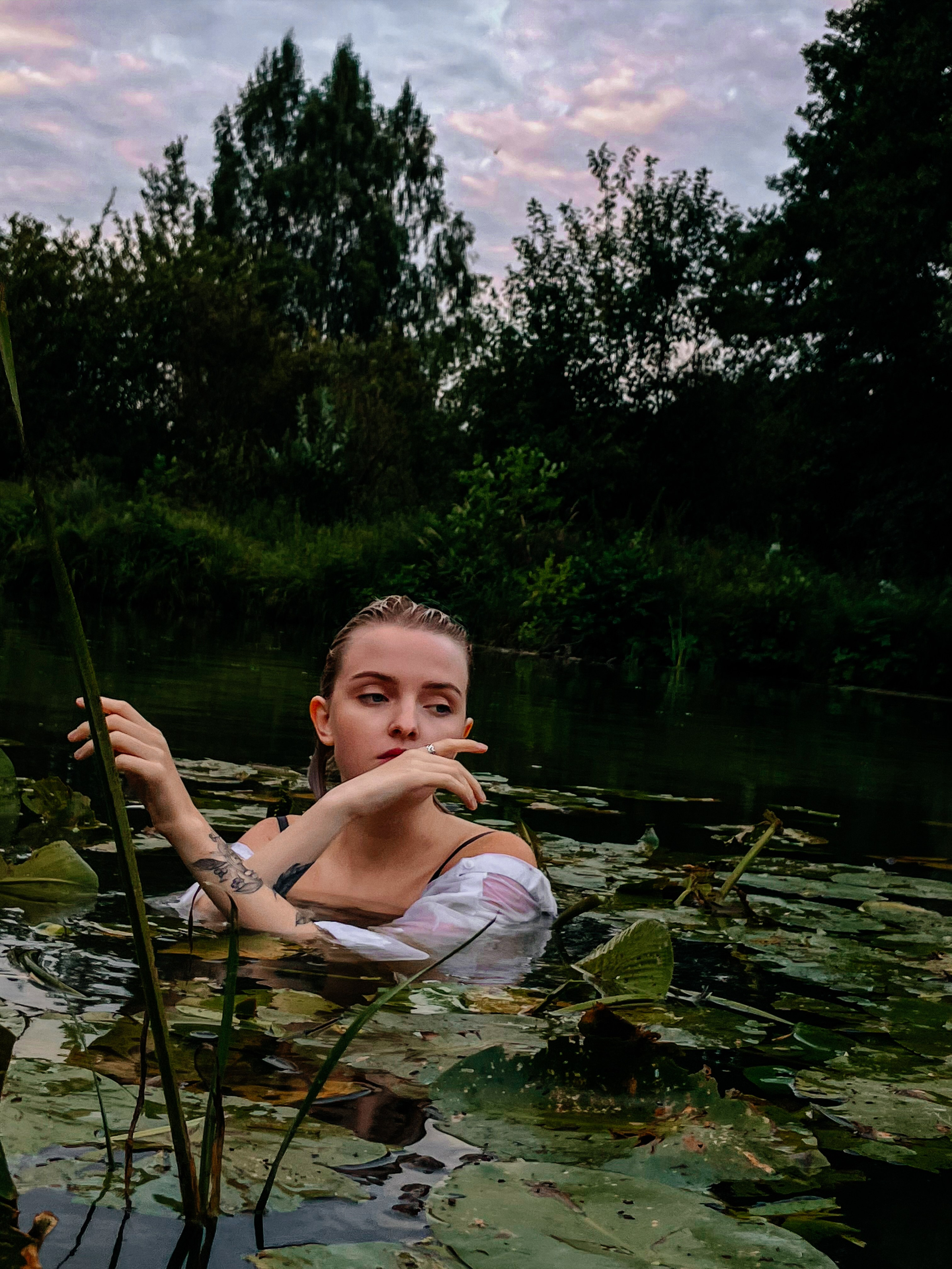 Съемка в воде. Марта Корженко — фотограф, контент фотограф, визуализатор бренда