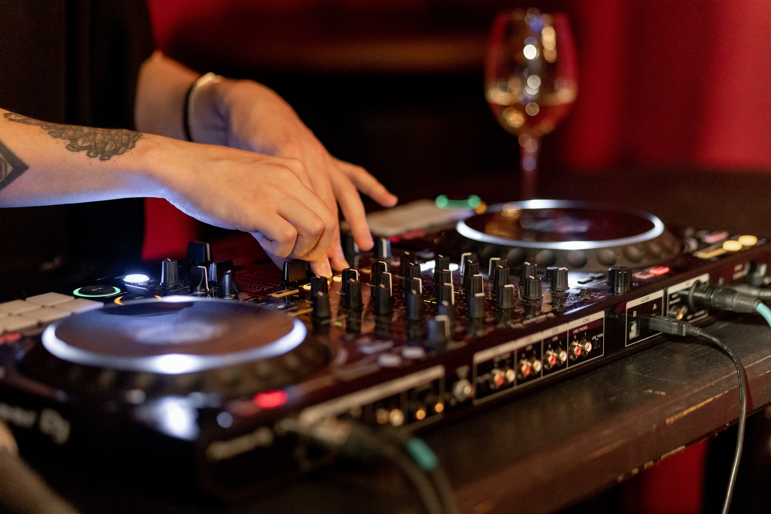 Welcome перед концертом «При свечах». Свадебный и семейный фотограф в Калининграде Ольга Мешечкова