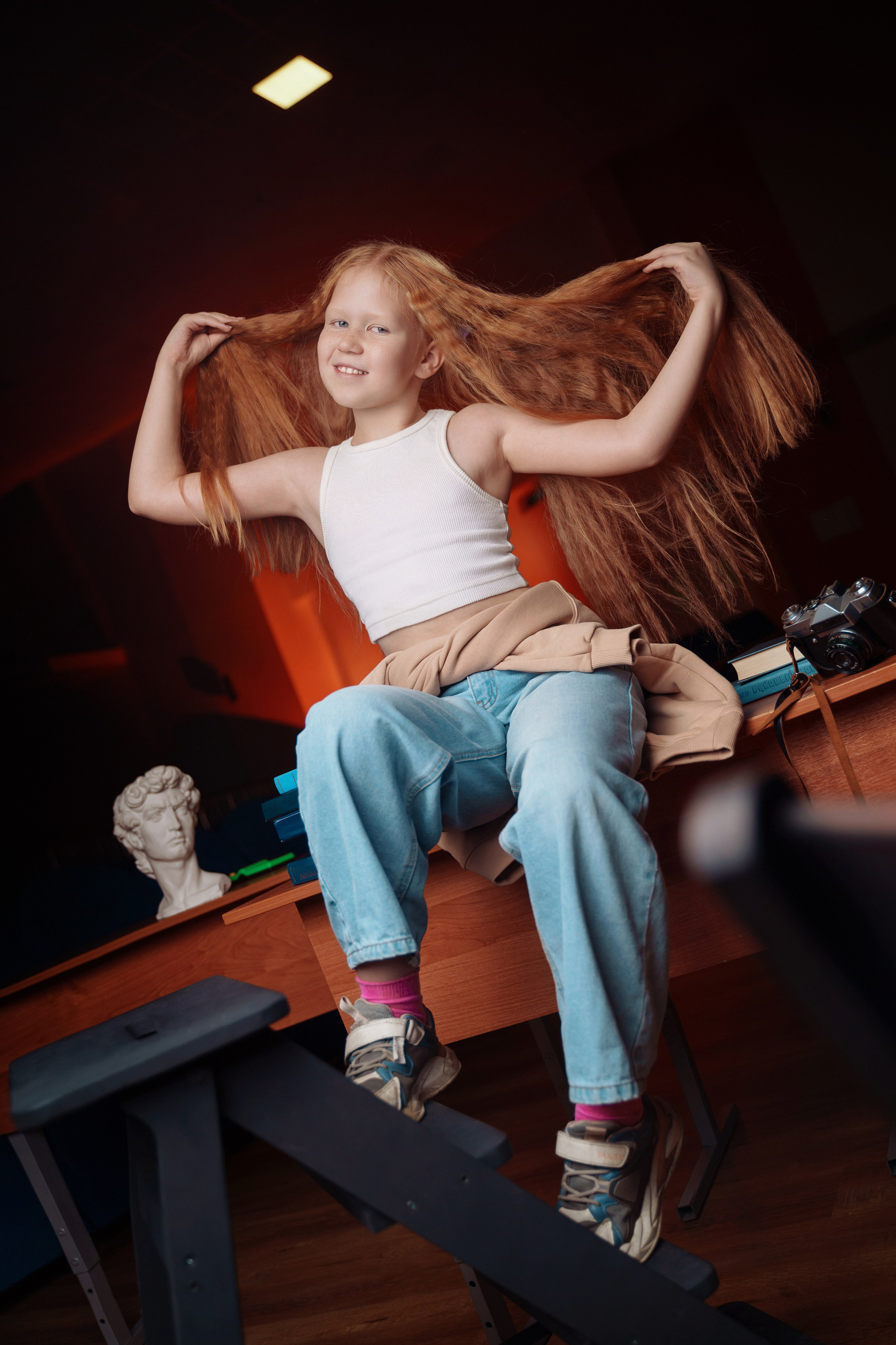 Тверь. Выпускные альбомы «под ключ» в оригинальном, авторском стиле. Фотограф на выпускной. Стильная и классически выдержанная съёмка. Школьные альбомы. Стильно. Современно. Никакого конвейера. Индивидуальный подход. Выпускная фотография. Последний звонок. Фото на выпускной. Школьный фотограф.