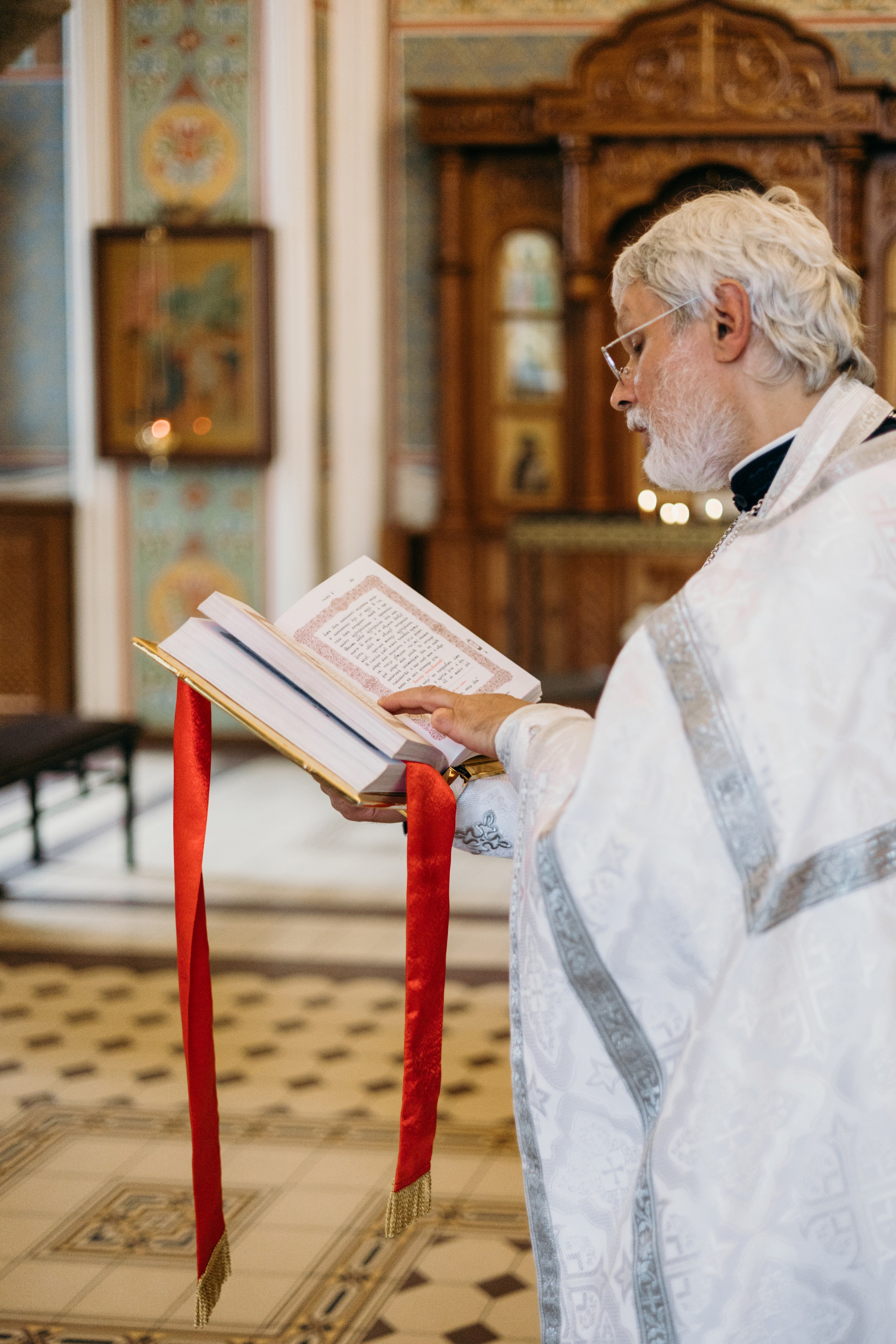 Венчание Храм-Иоанна Предтечи. Фотограф свадебный семейный в Красноярске Шукшина Наталья
