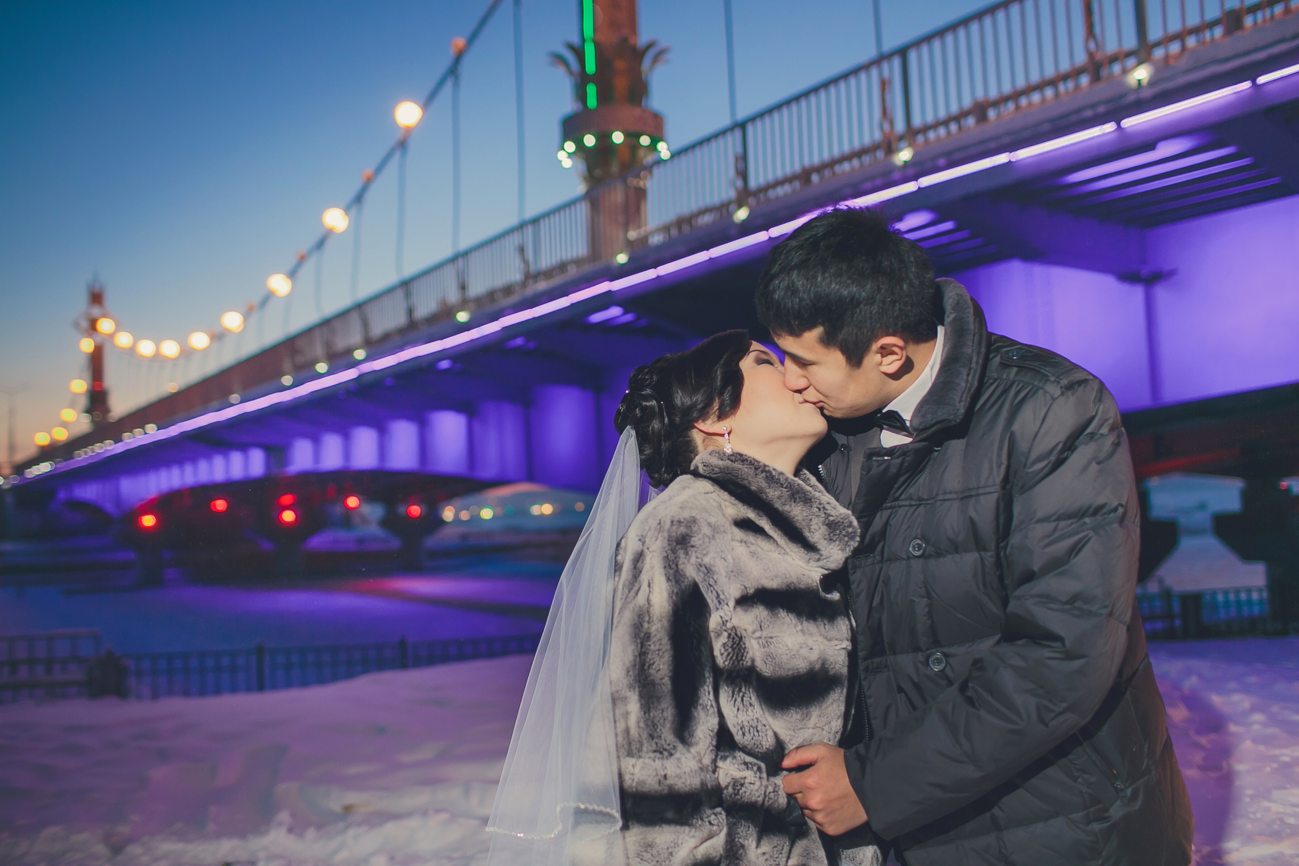 Зимнее свадебное фото. Фотограф Надежда Куин, Якутск
