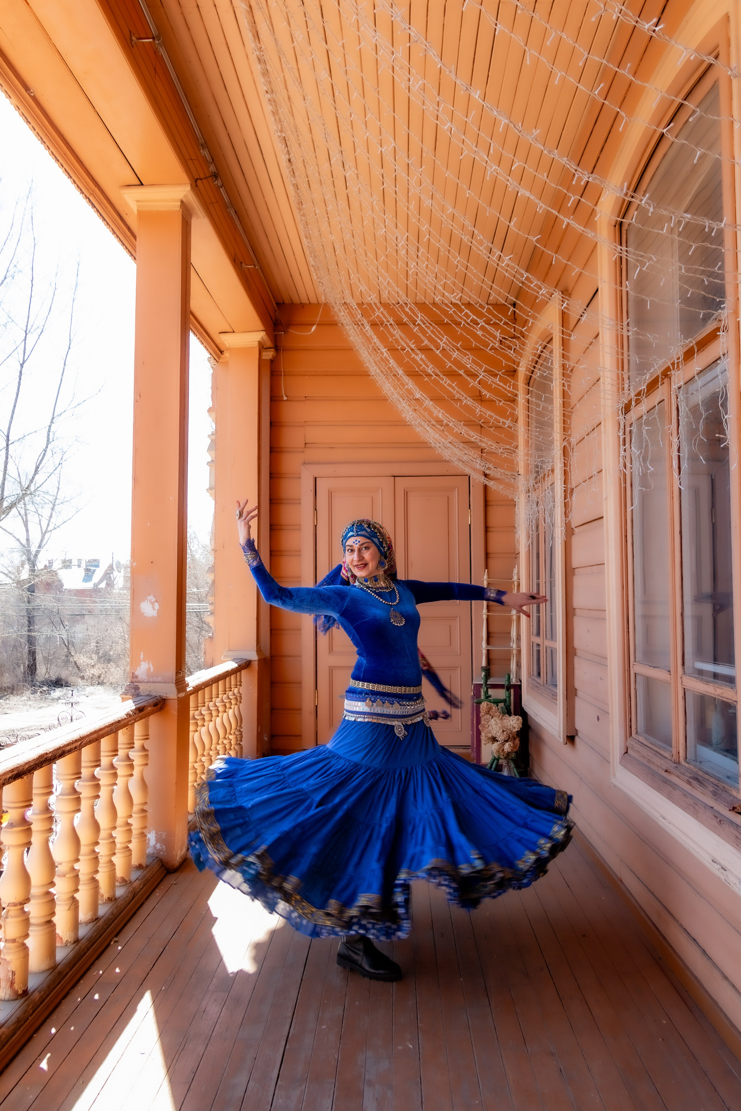 Танец в музее. Музей искусств. Ваш фотограф Северск | Томск