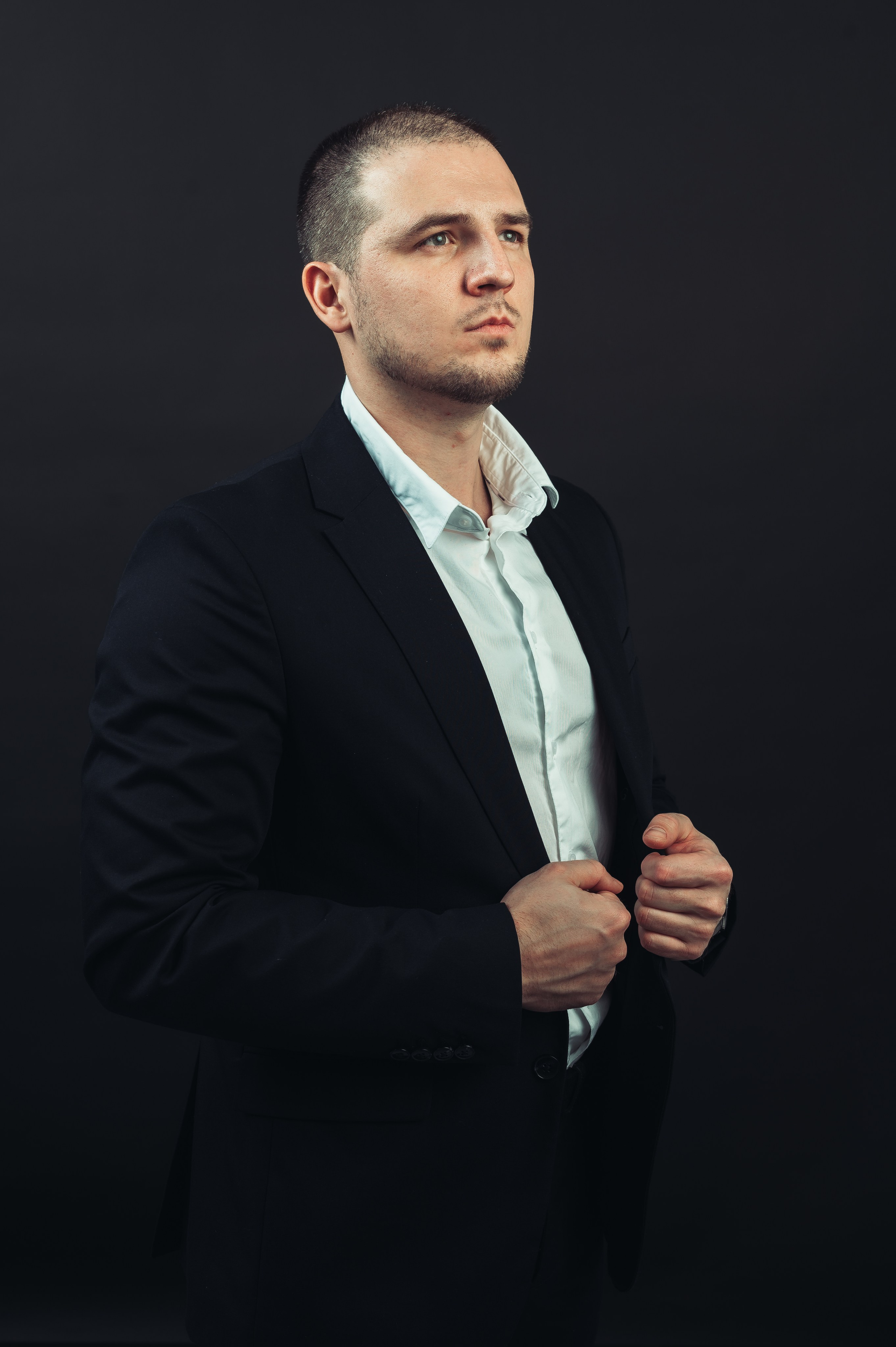 Никита Пустовалов — портретная съёмка. Иван Кубик — фотограф и видеограф