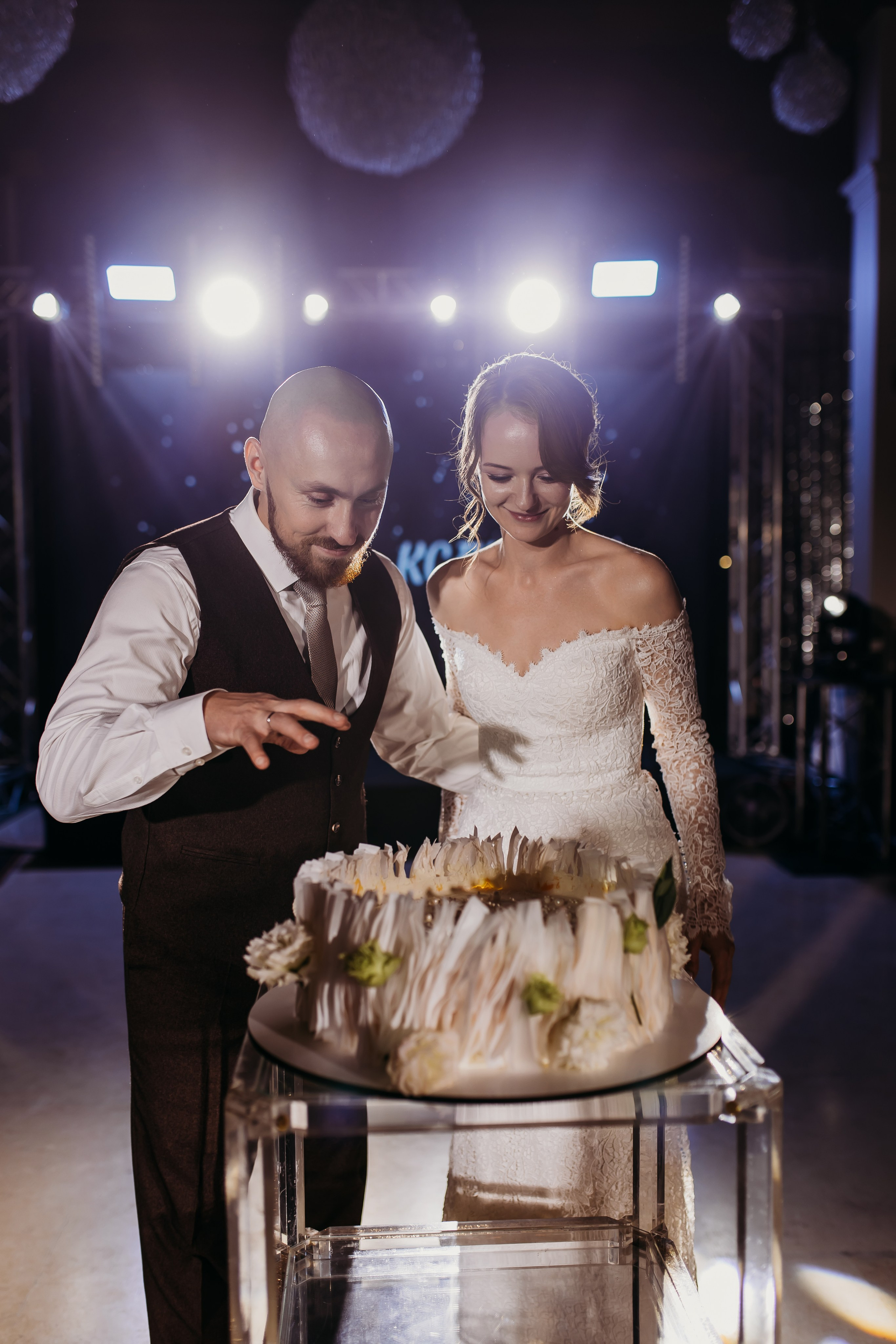 Вадим и Ксения. Фотограф Тимербаева Алина г. Сургут