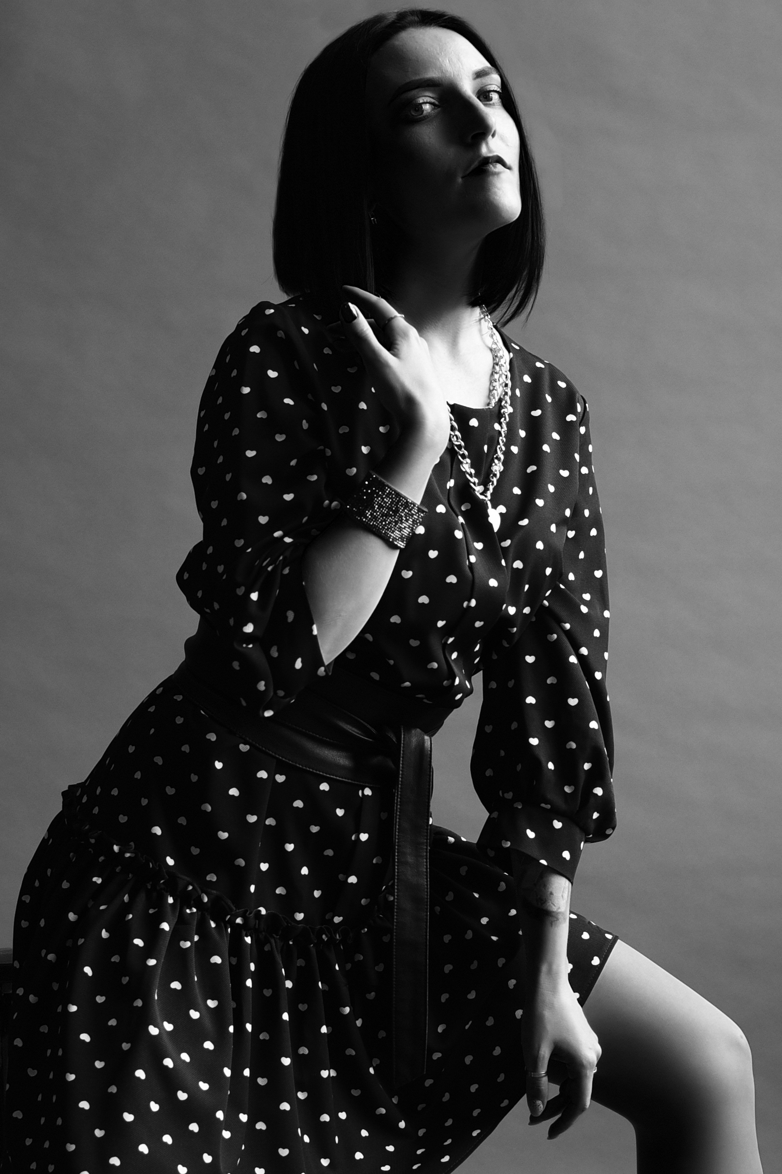 Индивидуальная студийная. Свадебный, семейный, детский, контент фотограф в Омске Максим Ильин