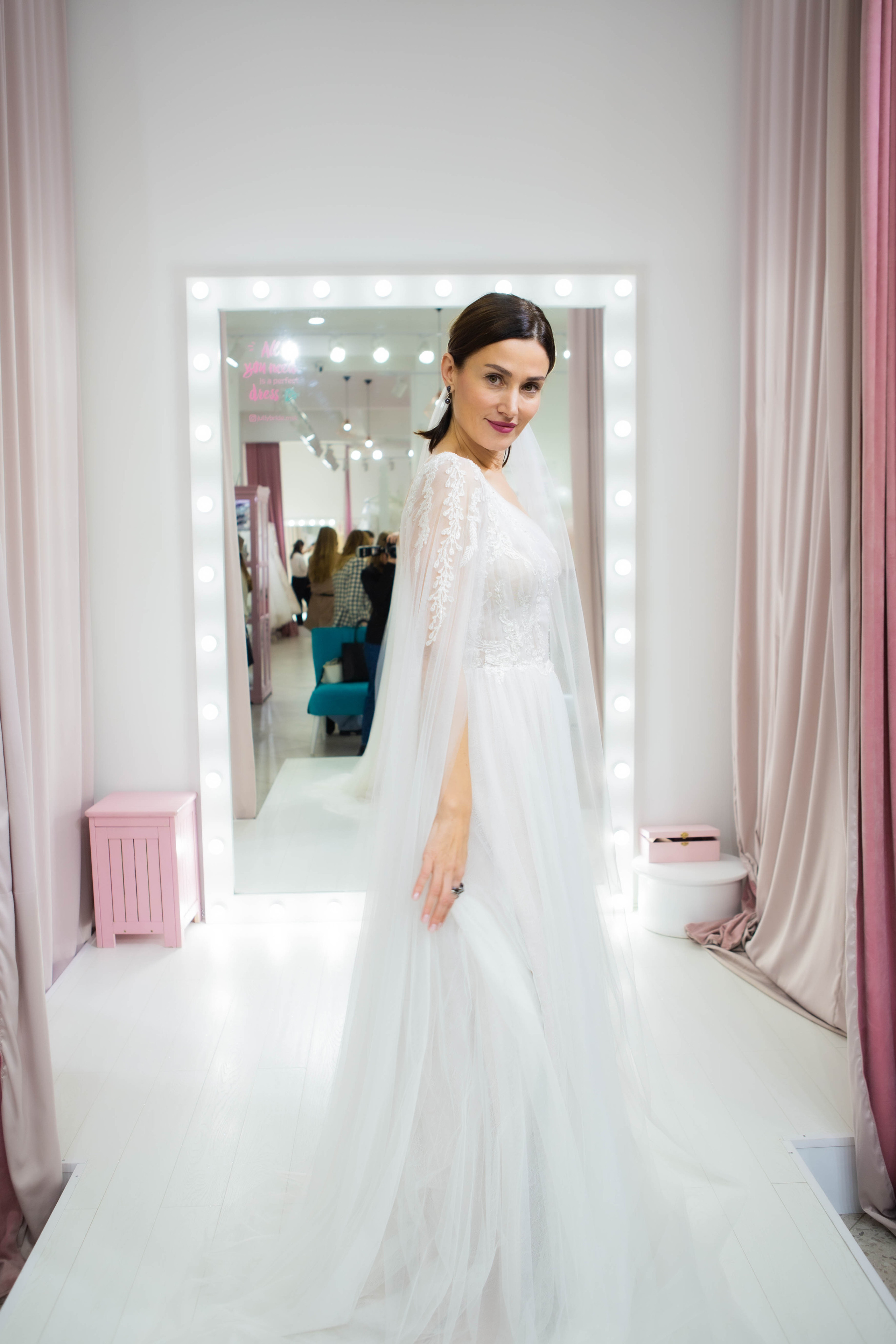 Jully Bride | 10 лет | свадебный магазин. Фотограф Абакумова Анастасия