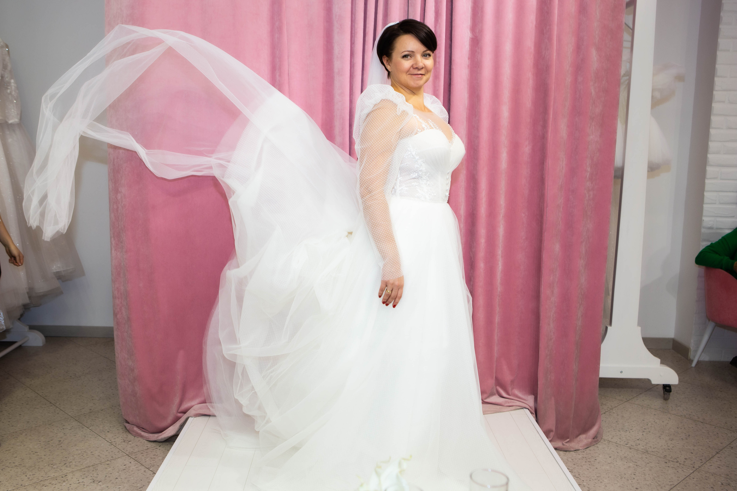 Jully Bride | 10 лет | свадебный магазин. Фотограф Абакумова Анастасия