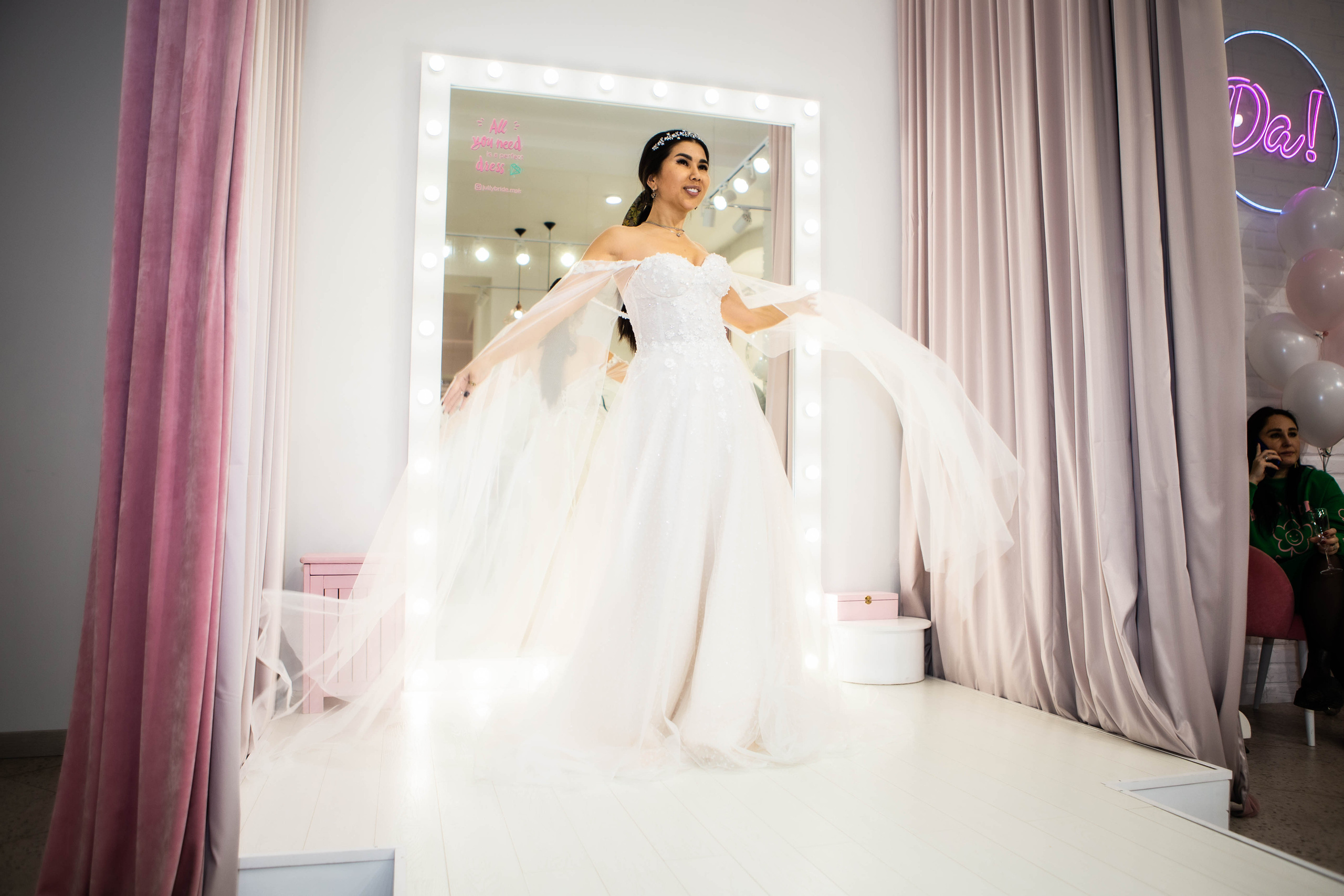 Jully Bride | 10 лет | свадебный магазин. Фотограф Абакумова Анастасия