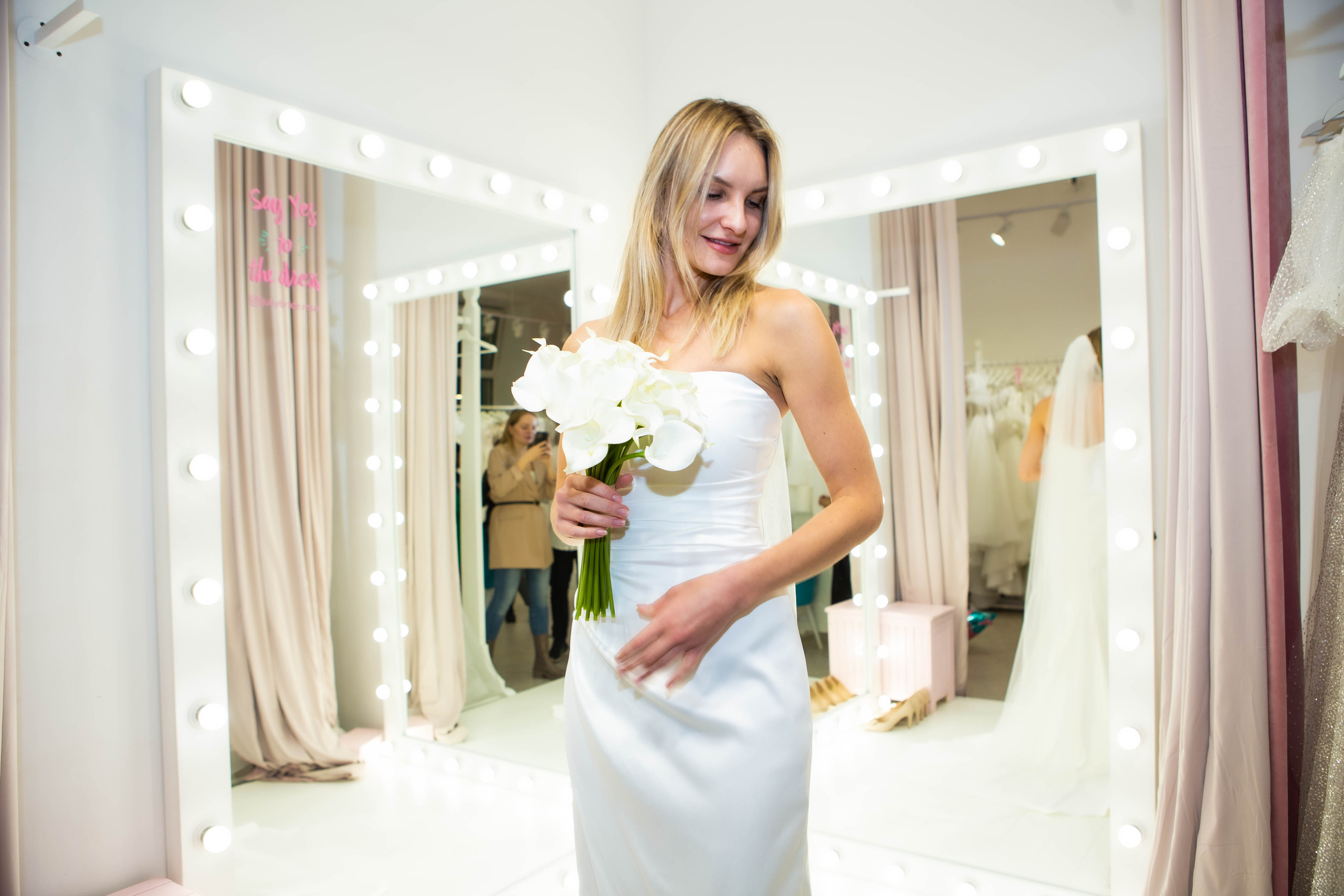 Jully Bride | 10 лет | свадебный магазин. Фотограф Абакумова Анастасия