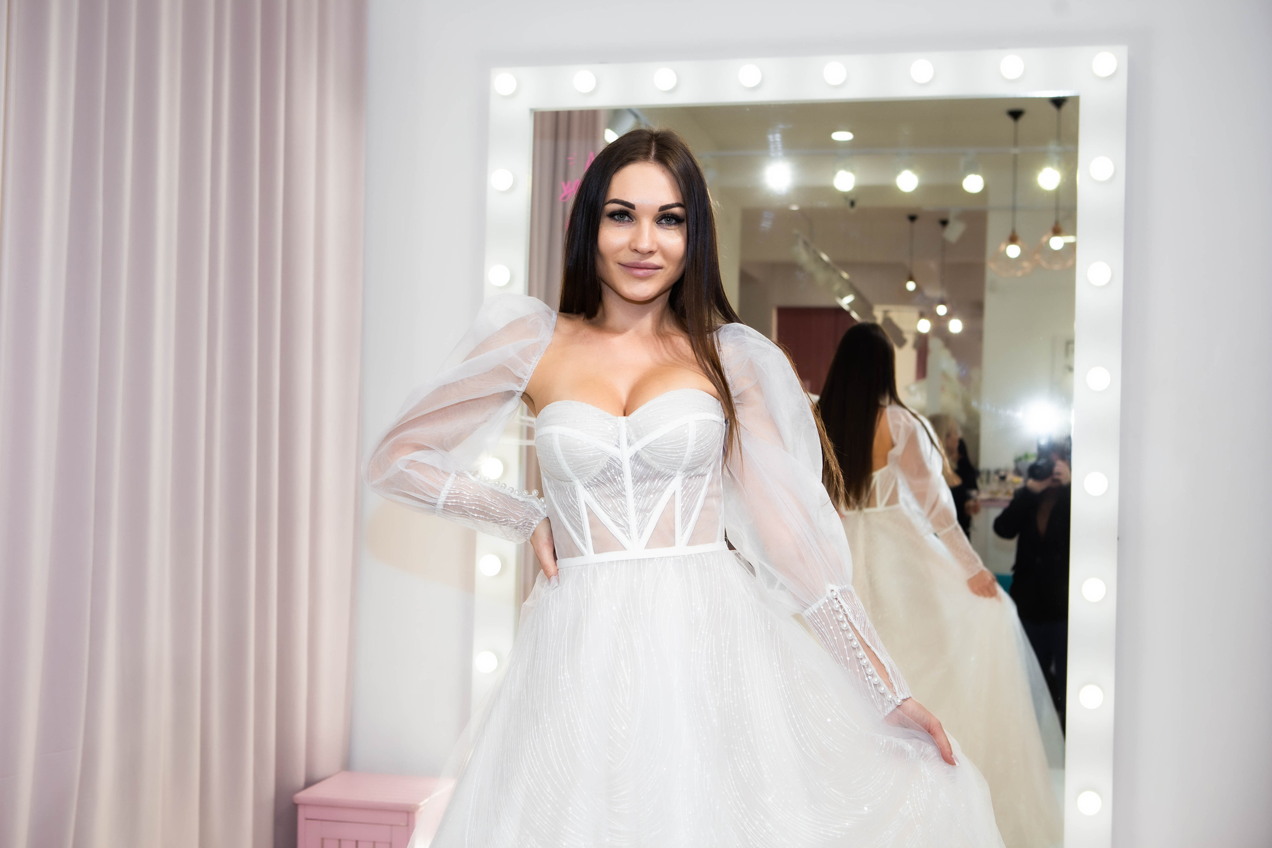 Jully Bride | 10 лет | свадебный магазин. Фотограф Абакумова Анастасия