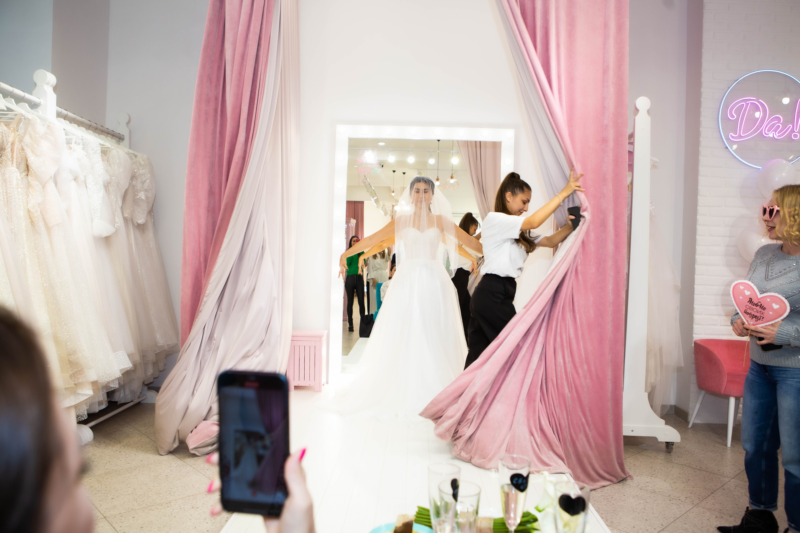 Jully Bride | 10 лет | свадебный магазин. Фотограф Абакумова Анастасия