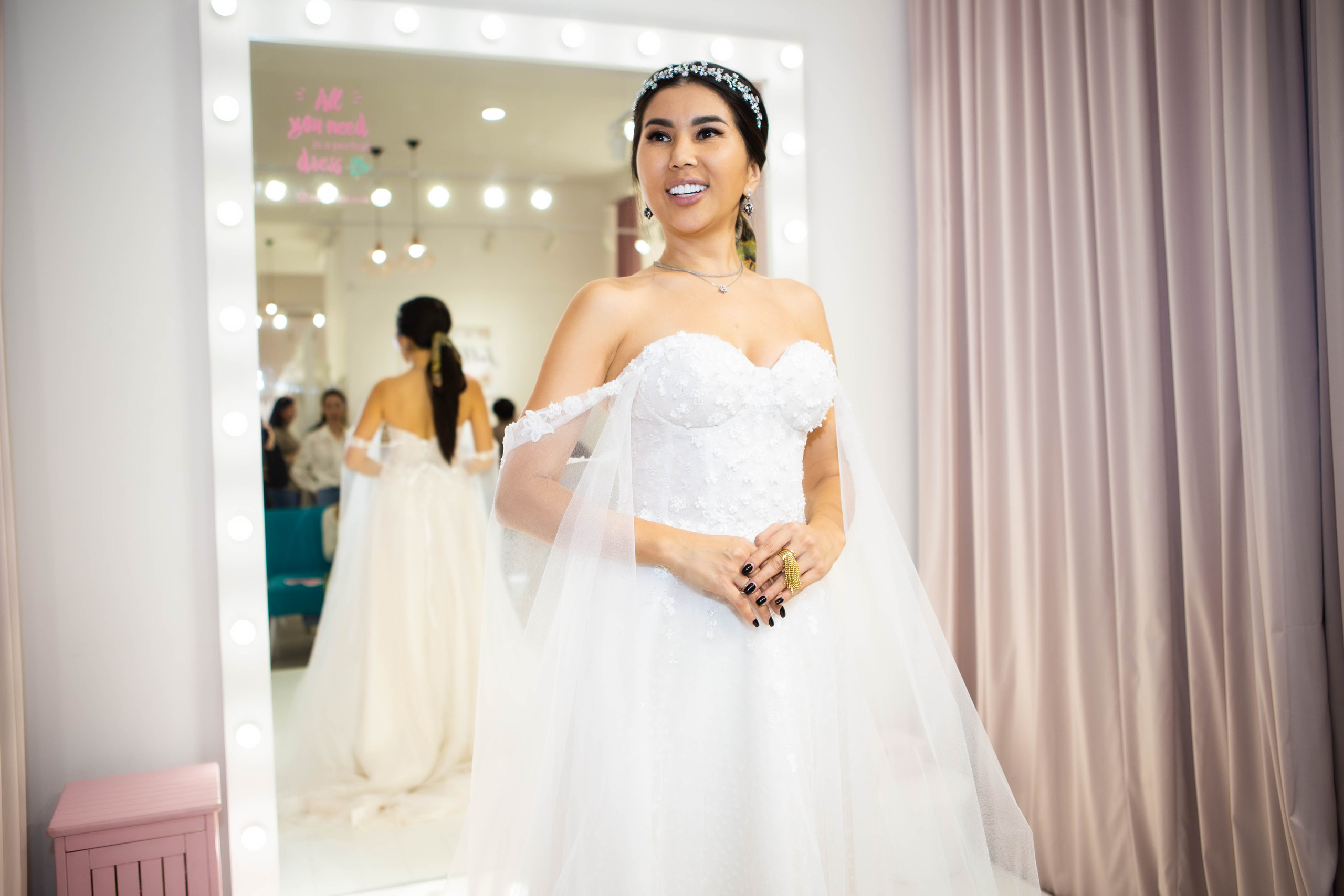 Jully Bride | 10 лет | свадебный магазин. Фотограф Абакумова Анастасия