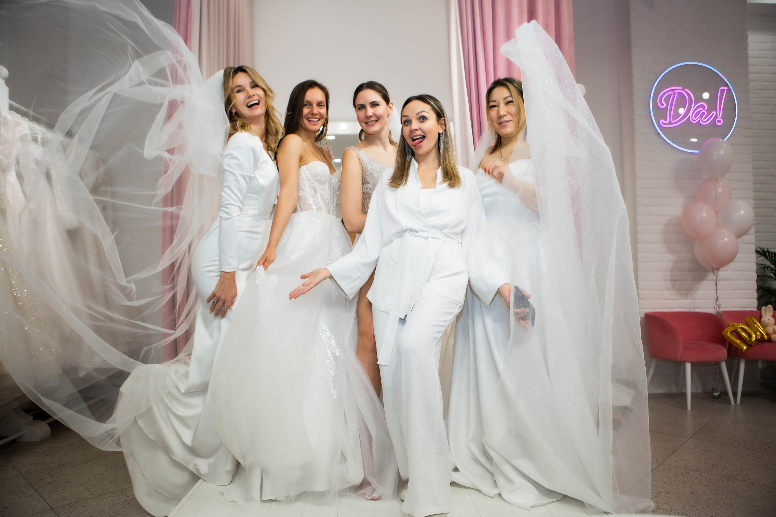 Jully Bride | 10 лет | свадебный магазин. Фотограф Абакумова Анастасия