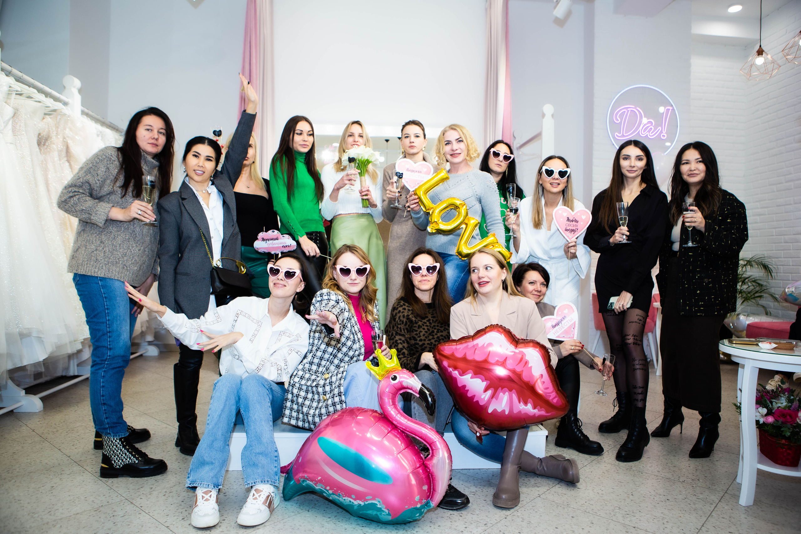 Jully Bride | 10 лет | свадебный магазин. Фотограф Абакумова Анастасия