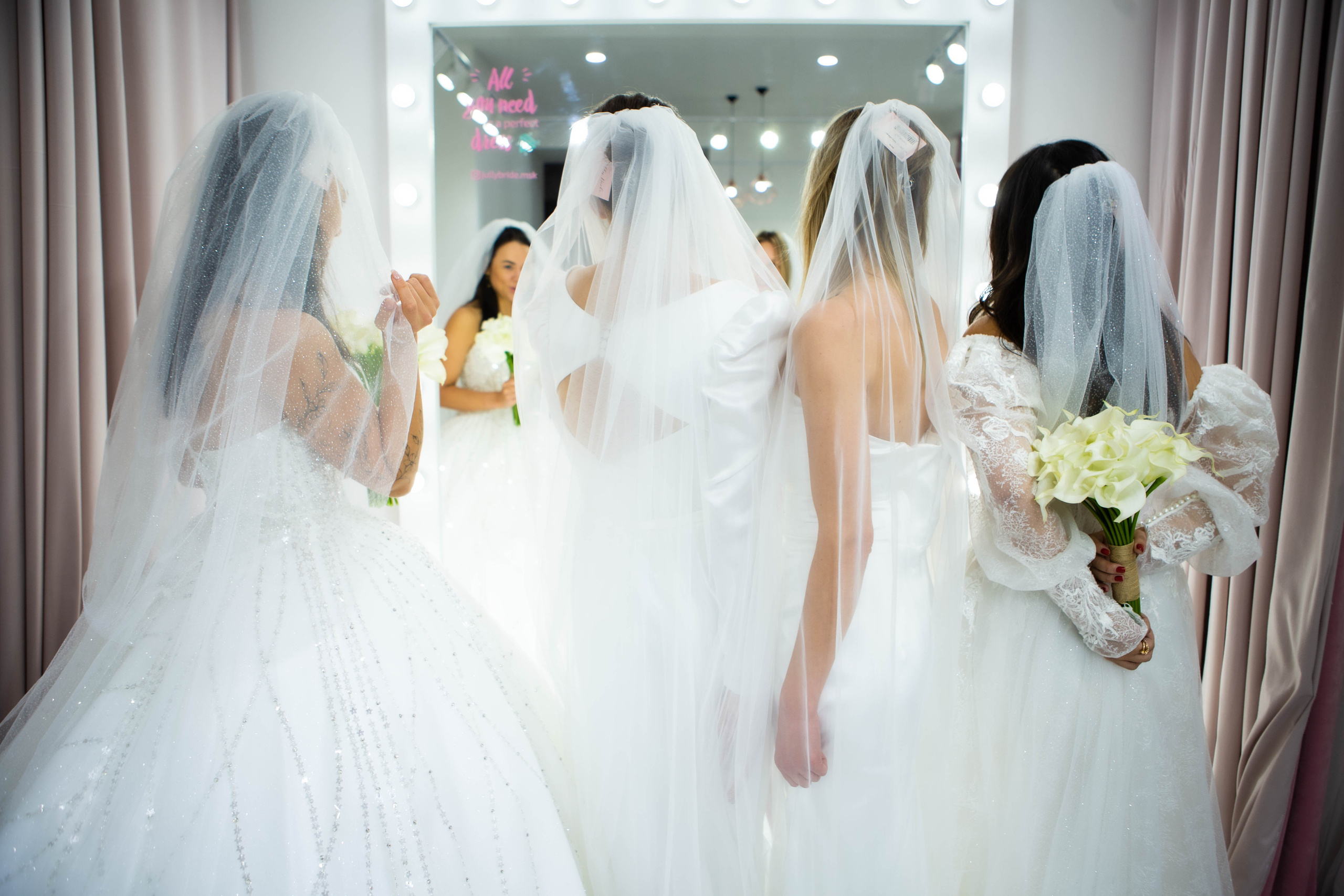 Jully Bride | 10 лет | свадебный магазин. Фотограф Абакумова Анастасия