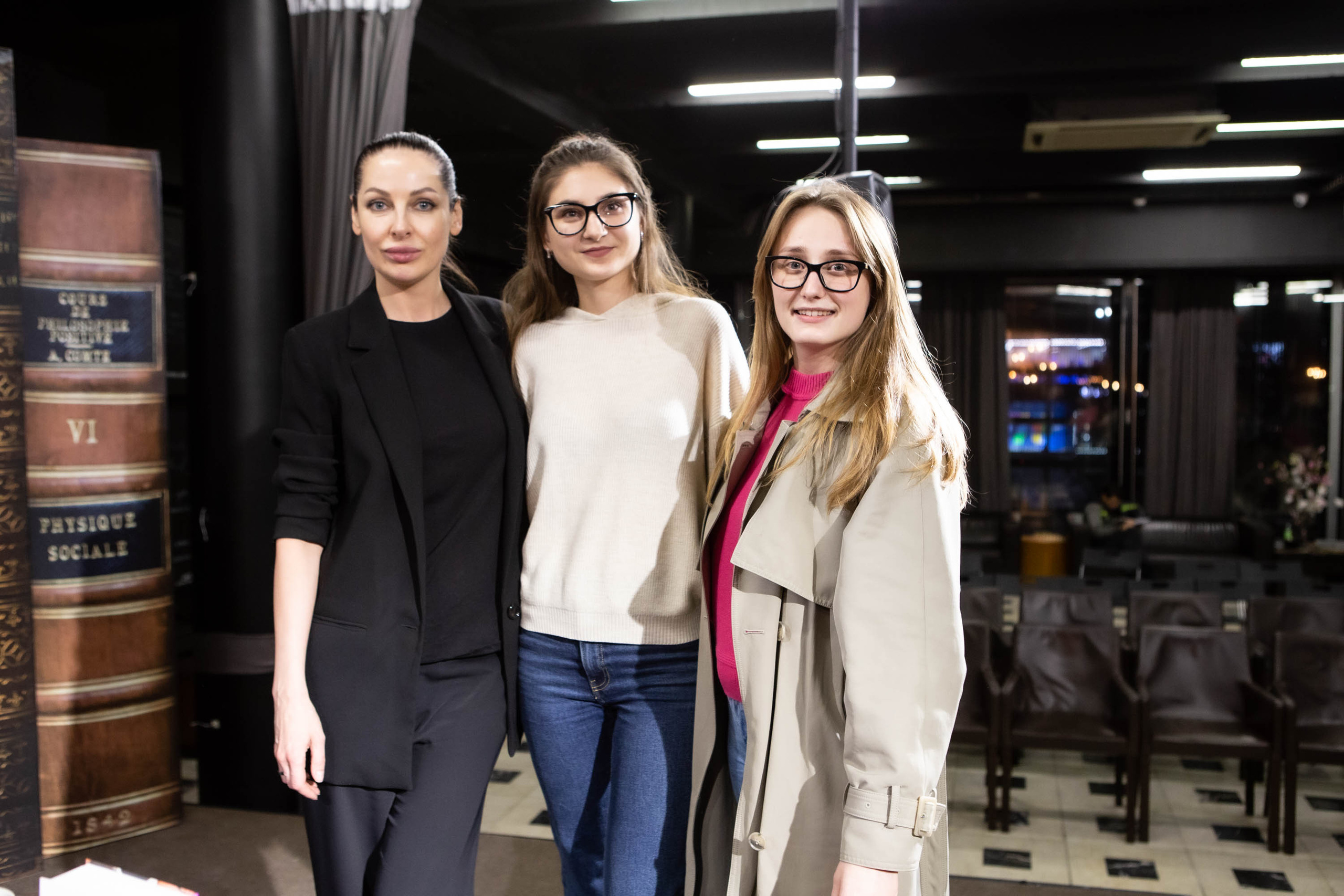 Наталья Краснова | презентация книги [НЕ] ВЕРНОСТЬ. Фотограф Абакумова Анастасия