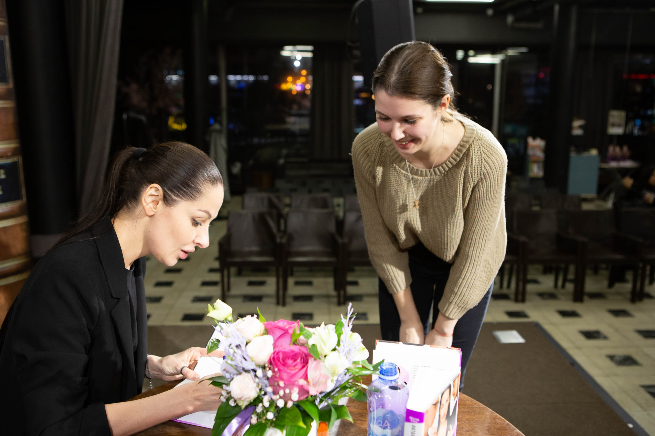 Наталья Краснова | презентация книги [НЕ] ВЕРНОСТЬ. Фотограф Абакумова Анастасия