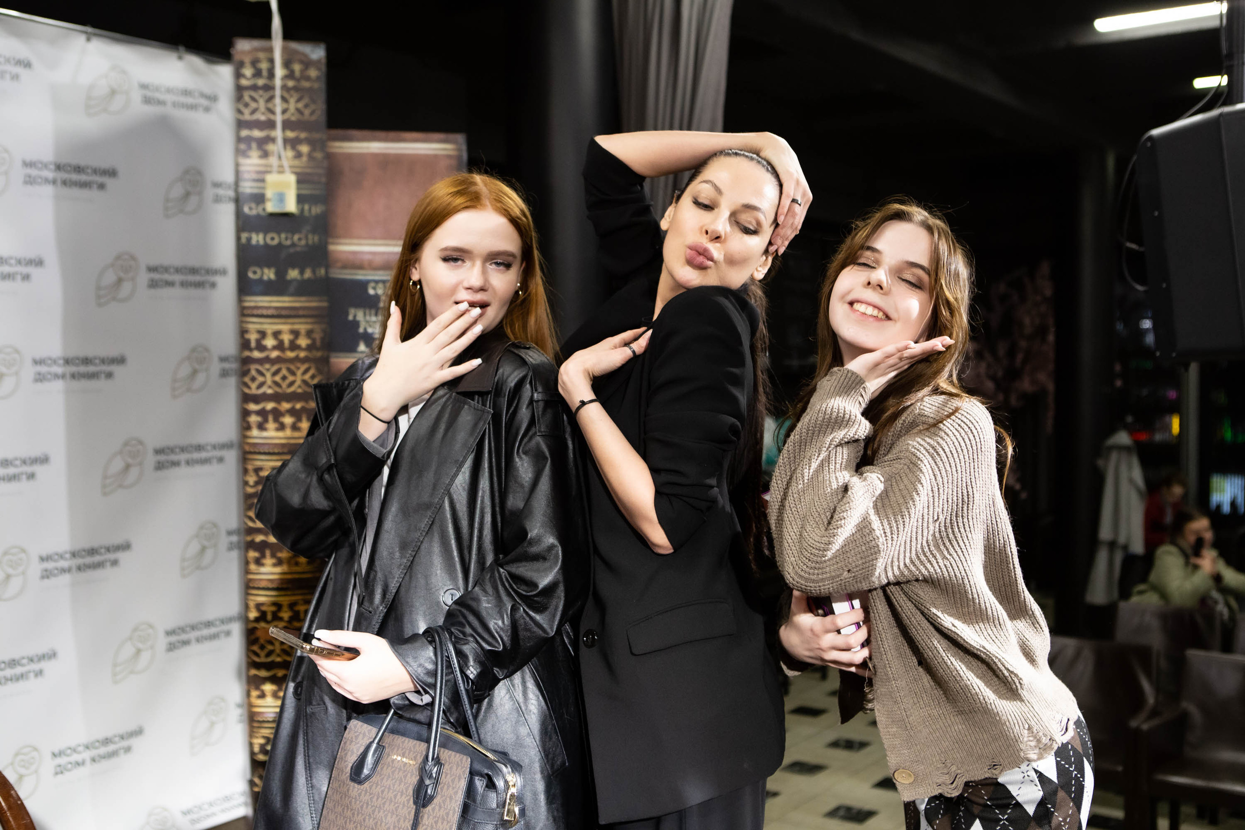 Наталья Краснова | презентация книги [НЕ] ВЕРНОСТЬ. Фотограф Абакумова Анастасия