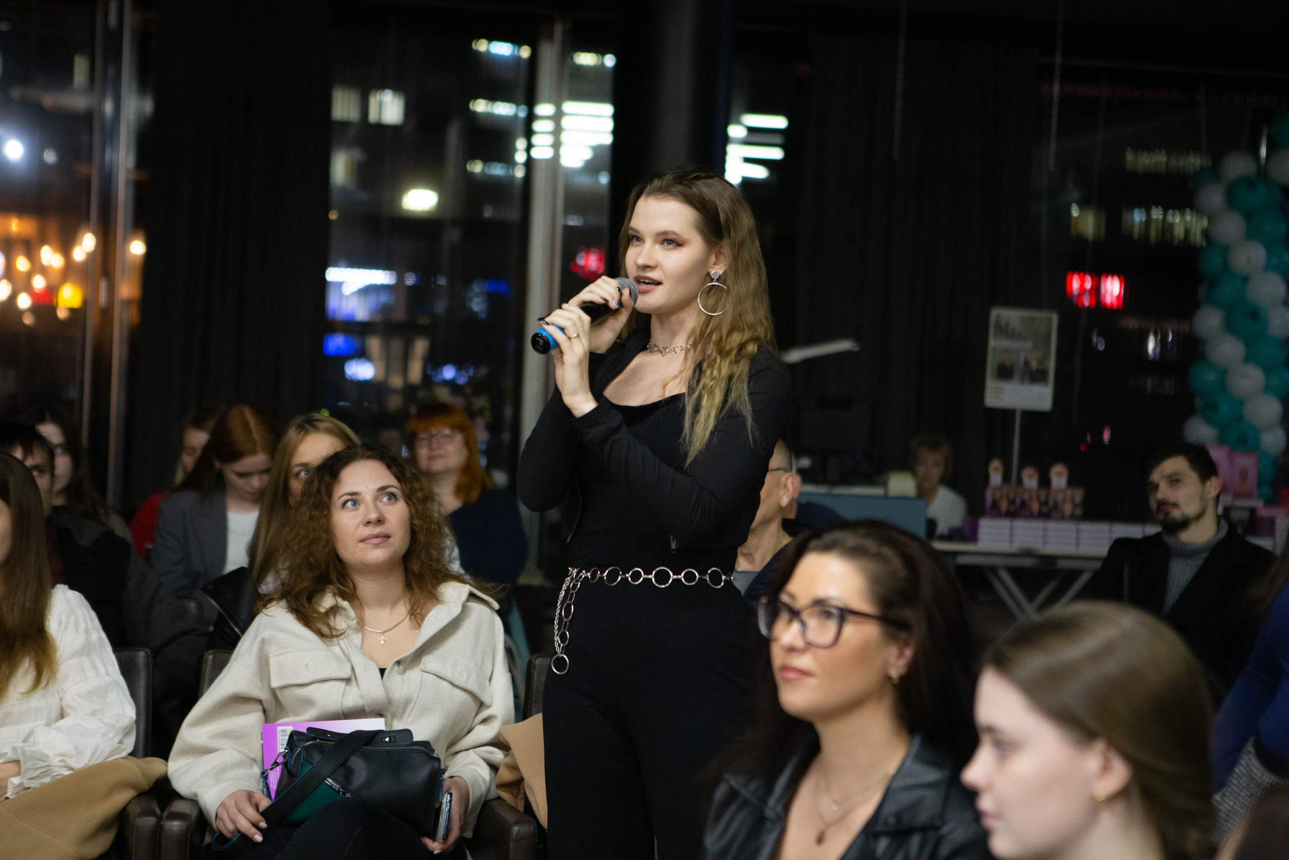 Наталья Краснова | презентация книги [НЕ] ВЕРНОСТЬ. Фотограф Абакумова Анастасия