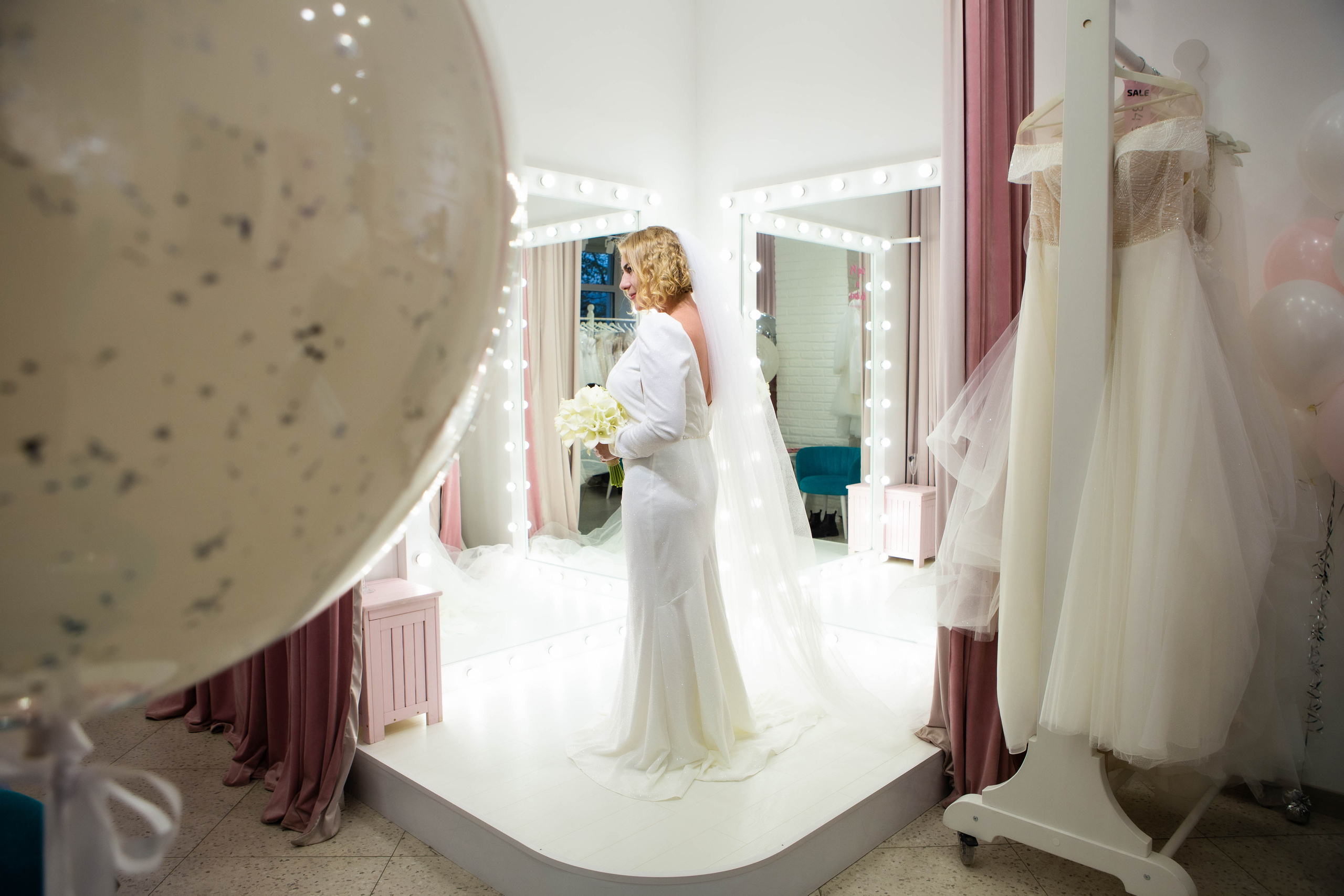 Jully Bride | 10 лет | свадебный магазин. Фотограф Абакумова Анастасия