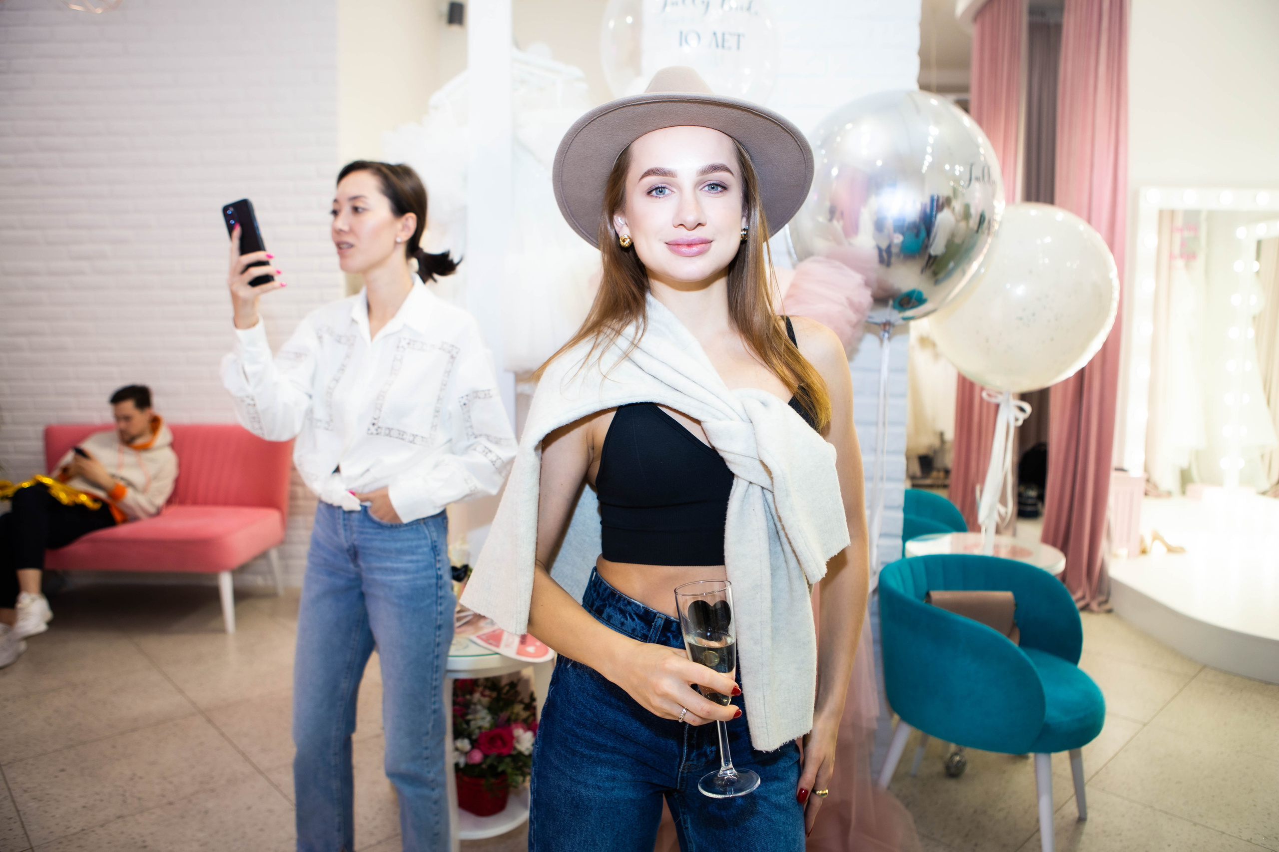 Jully Bride | 10 лет | свадебный магазин. Фотограф Абакумова Анастасия