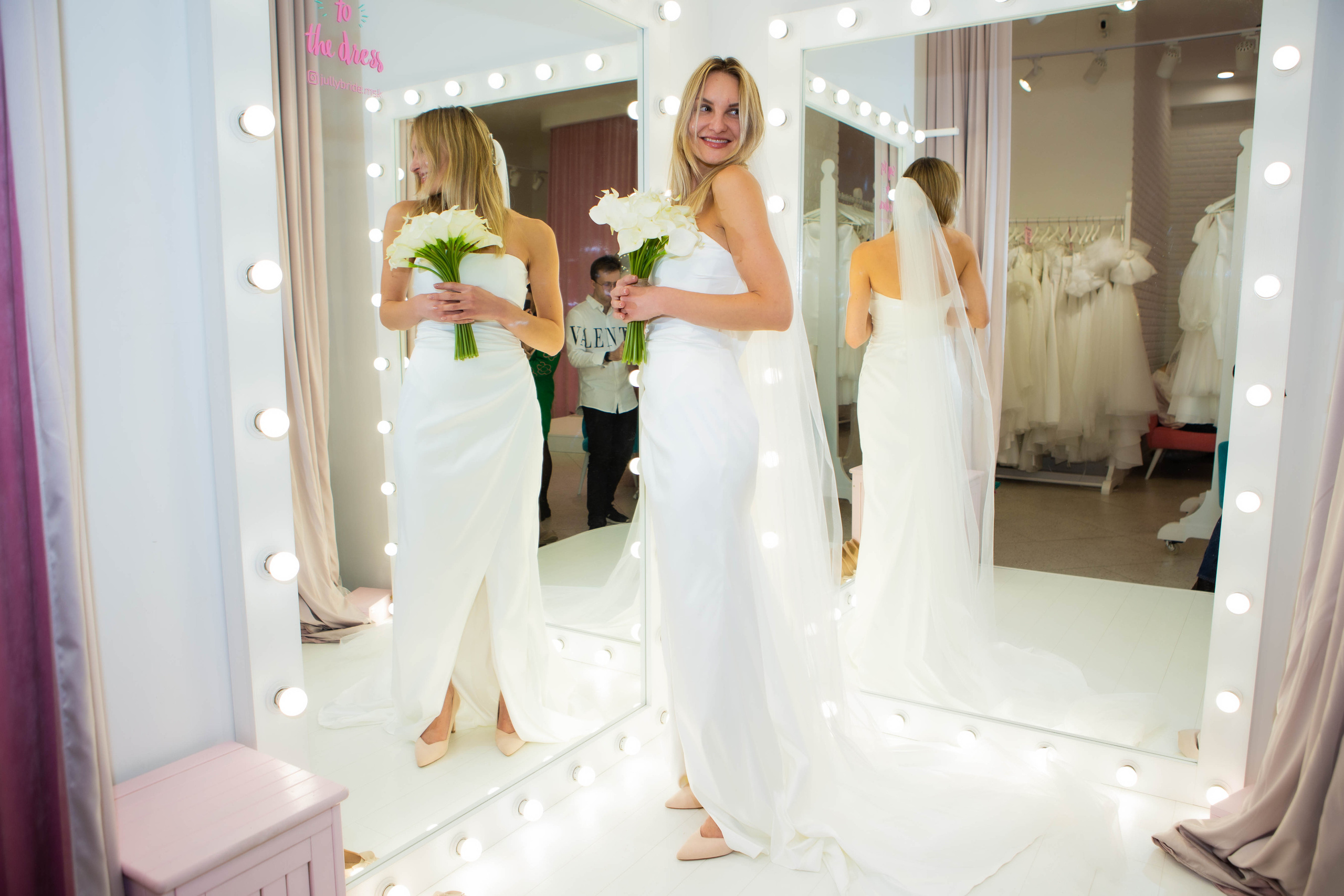 Jully Bride | 10 лет | свадебный магазин. Фотограф Абакумова Анастасия