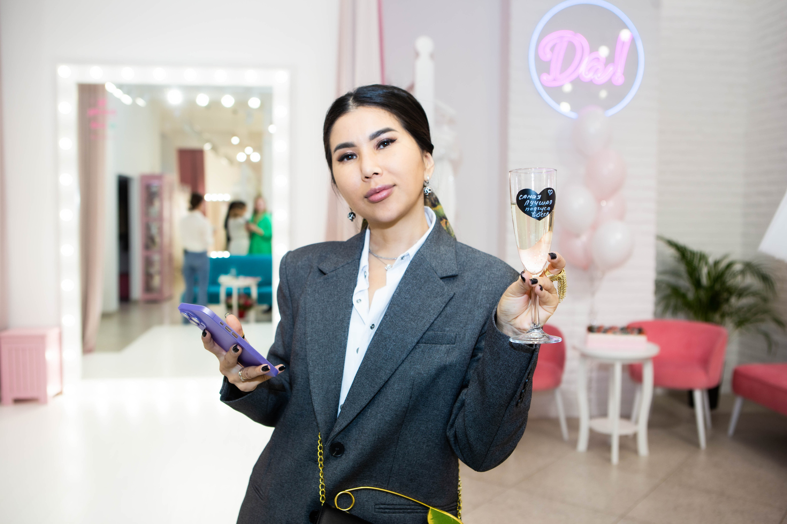 Jully Bride | 10 лет | свадебный магазин. Фотограф Абакумова Анастасия