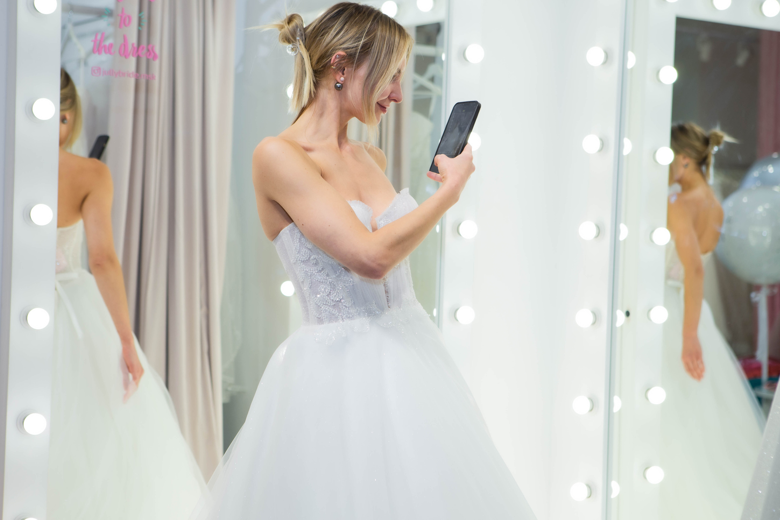 Jully Bride | 10 лет | свадебный магазин. Фотограф Абакумова Анастасия